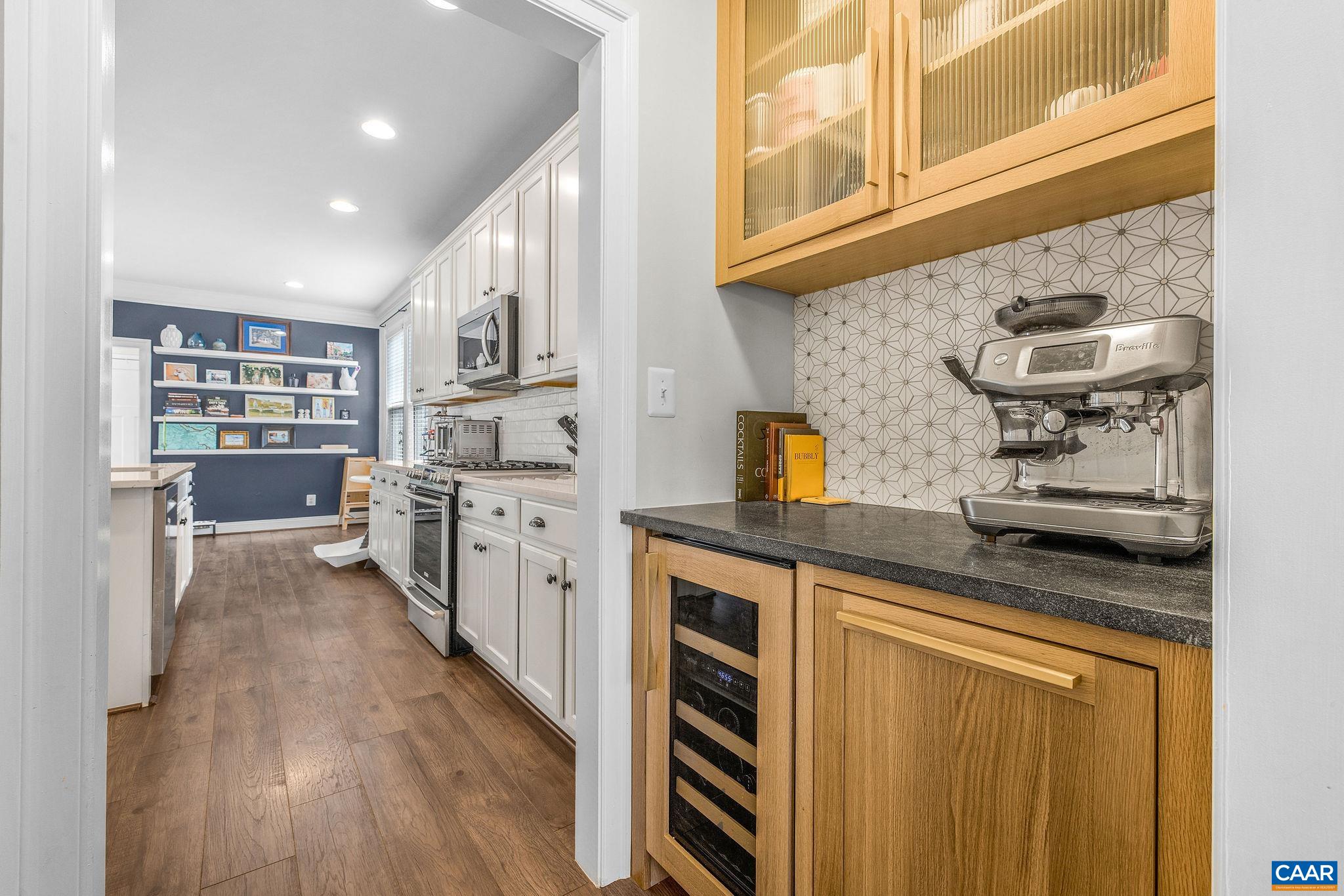 1609 GRIFFIN GROVE