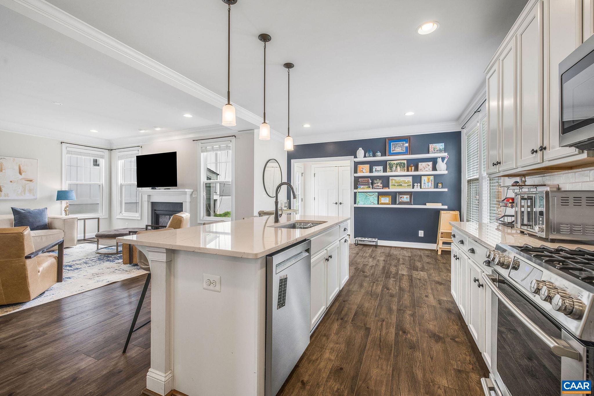 1609 GRIFFIN GROVE