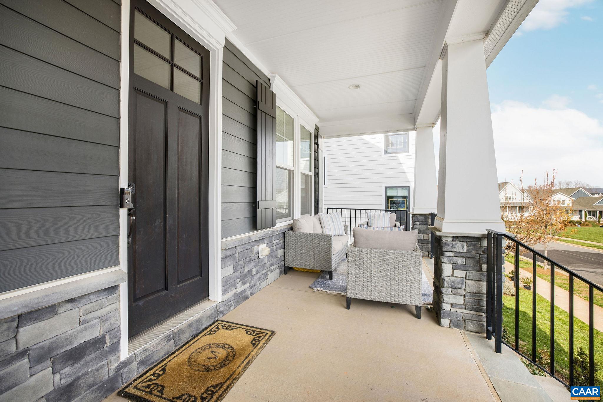 1609 GRIFFIN GROVE