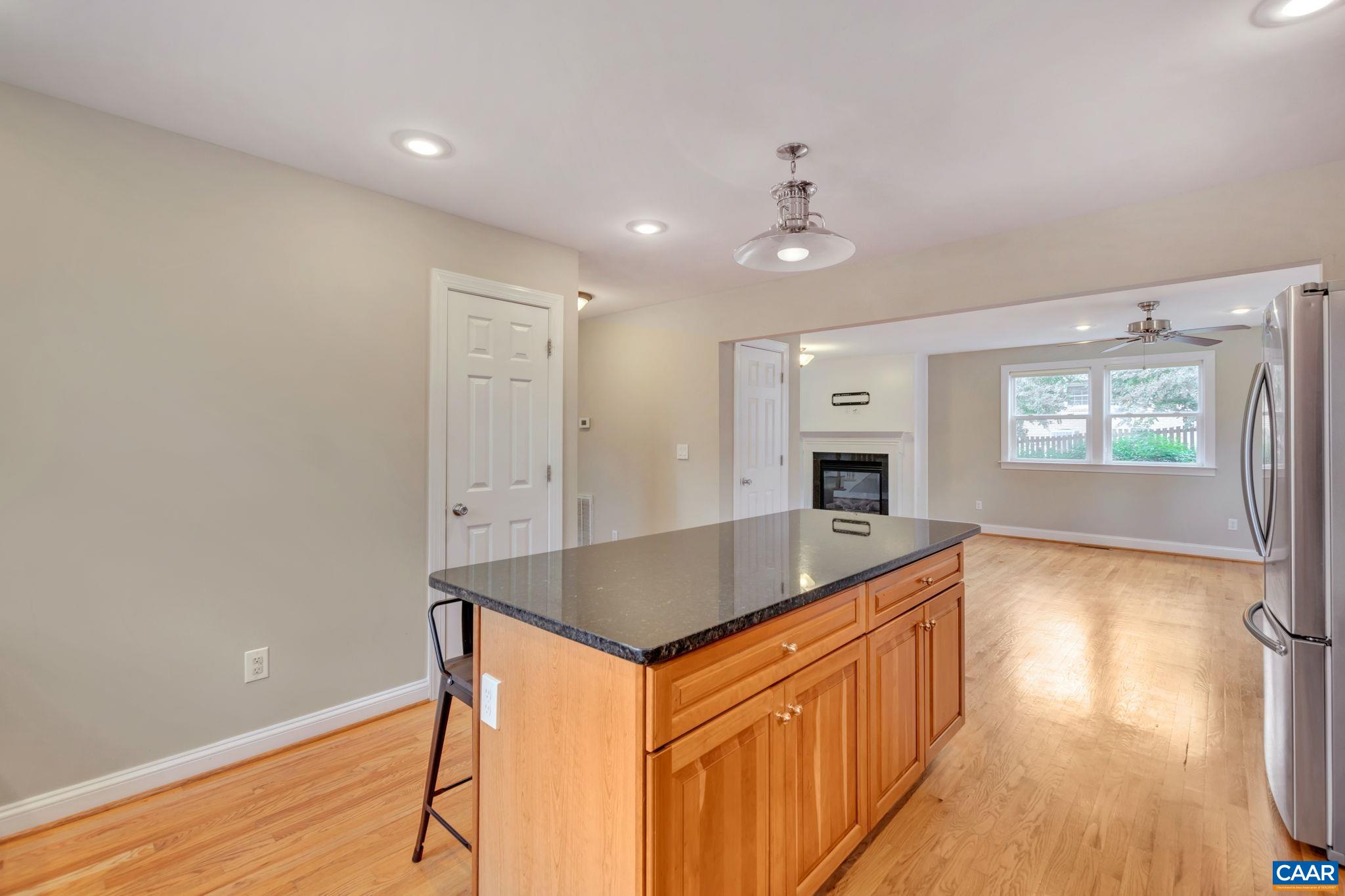 2313 WAYNE AVE