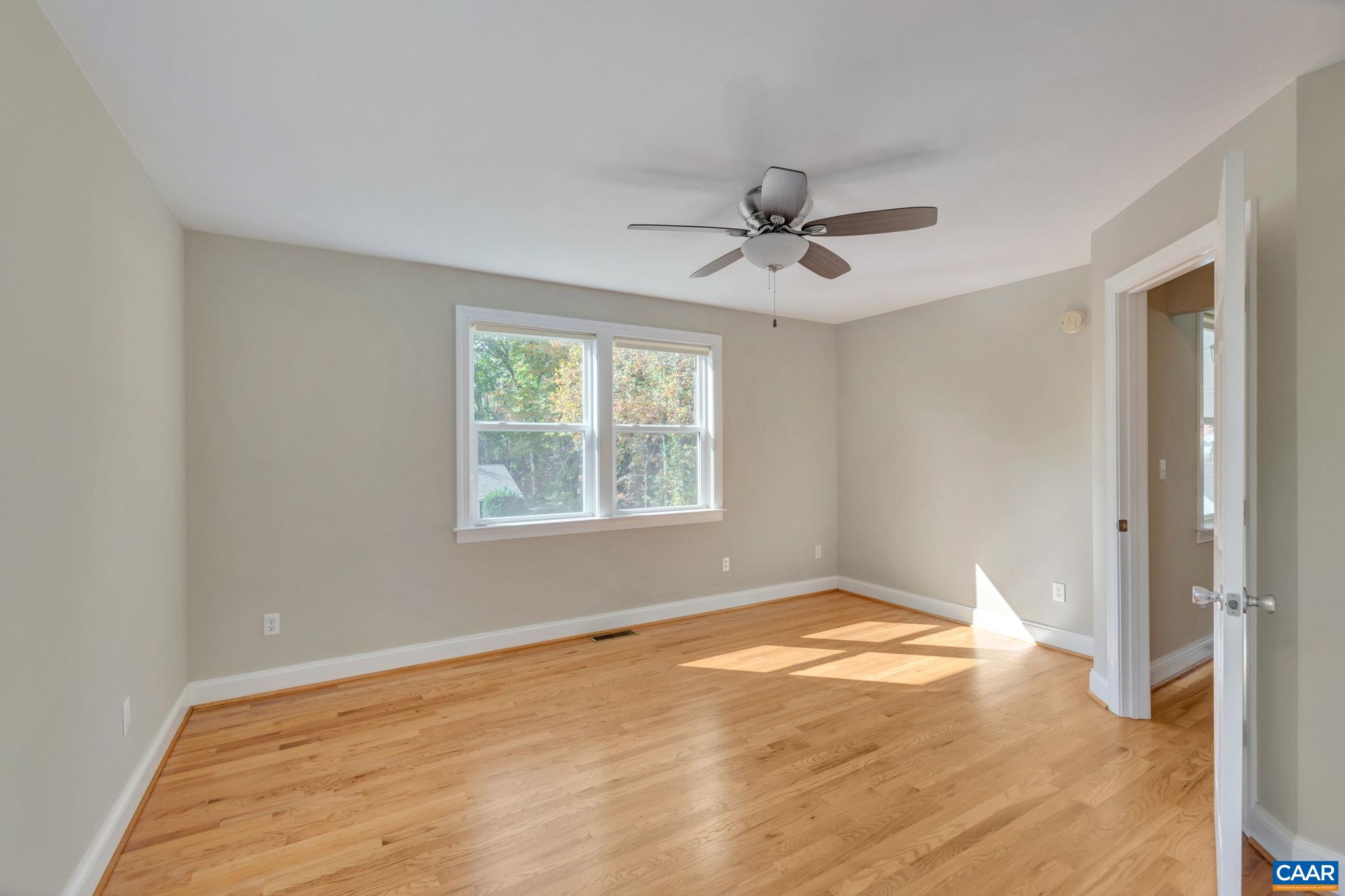 2313 WAYNE AVE