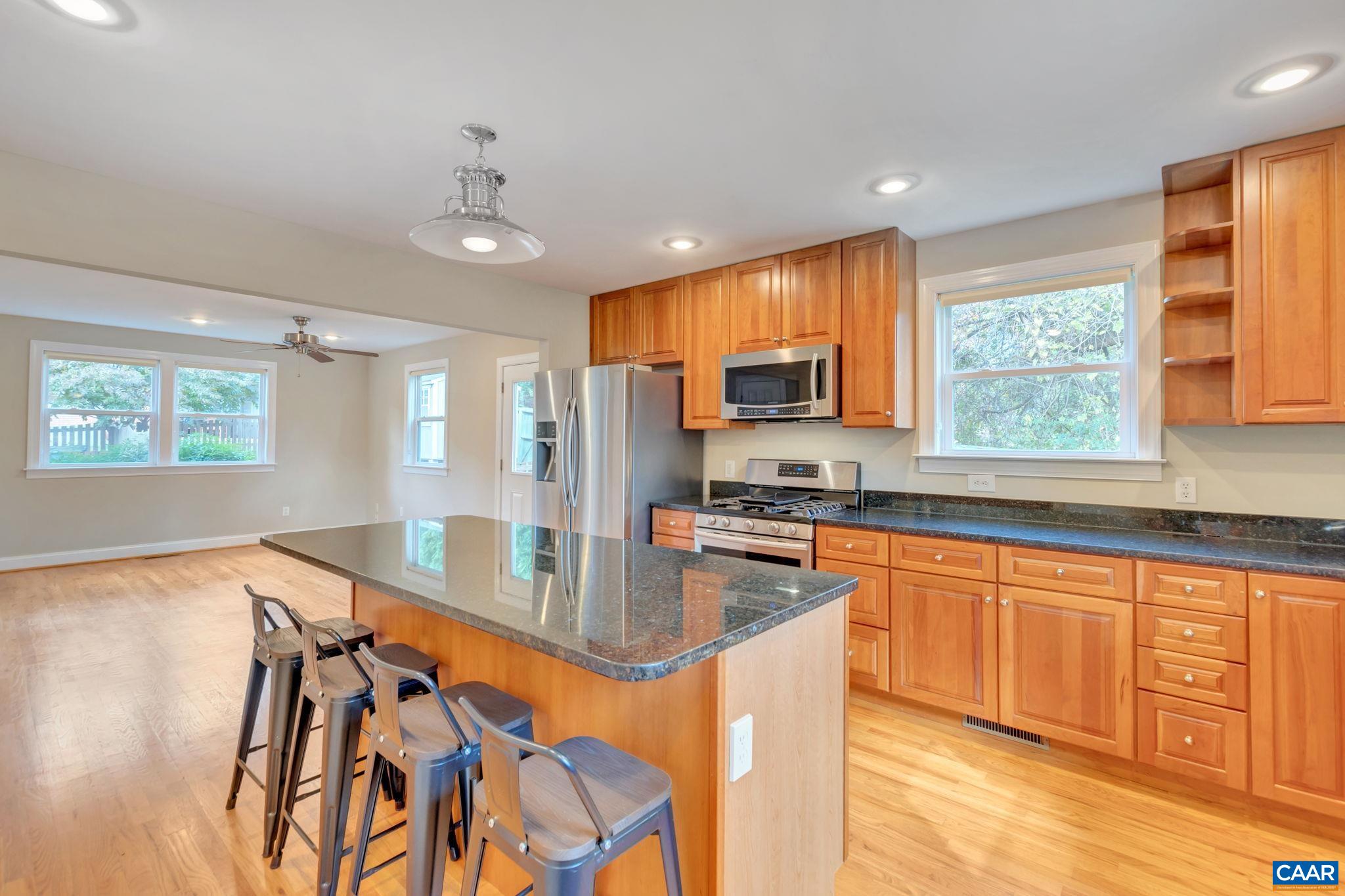 2313 WAYNE AVE