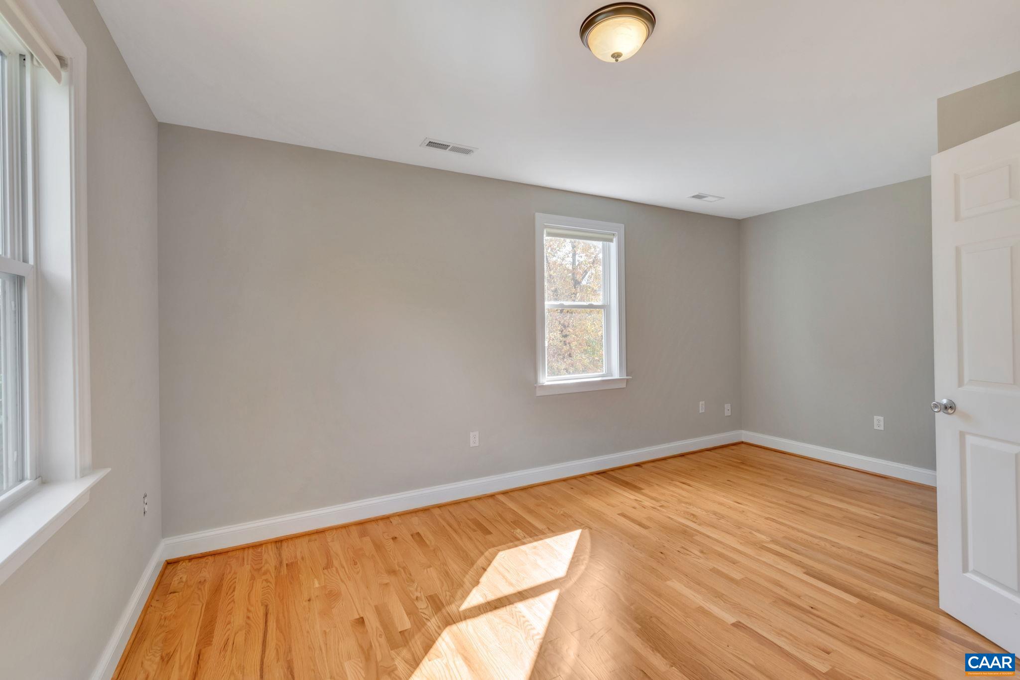 2313 WAYNE AVE