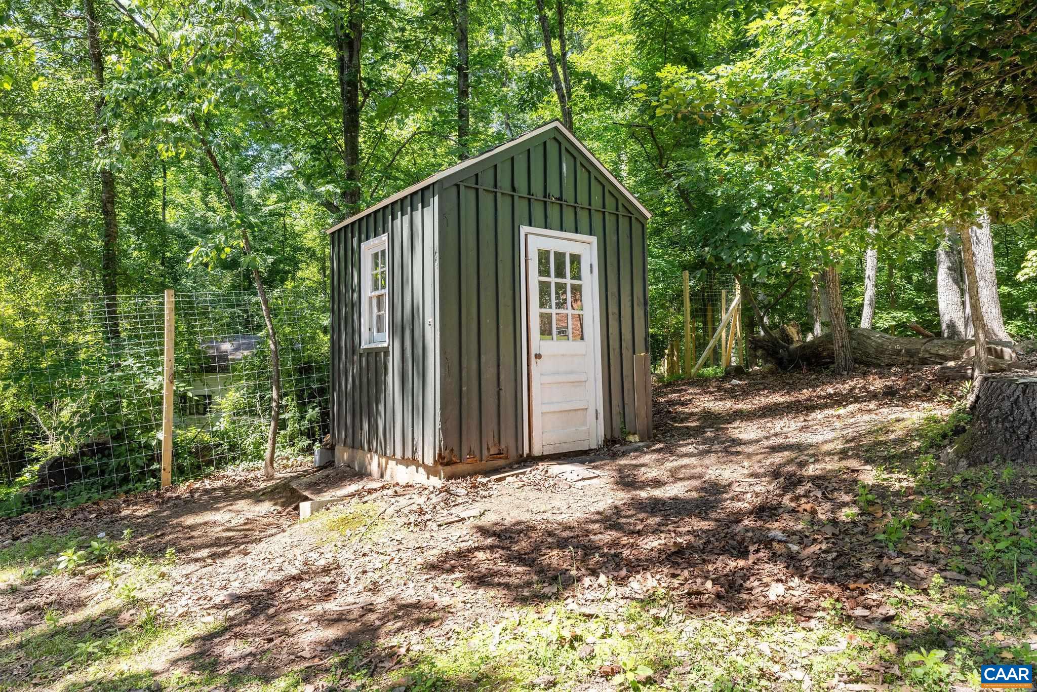 1721 YORKTOWN DR