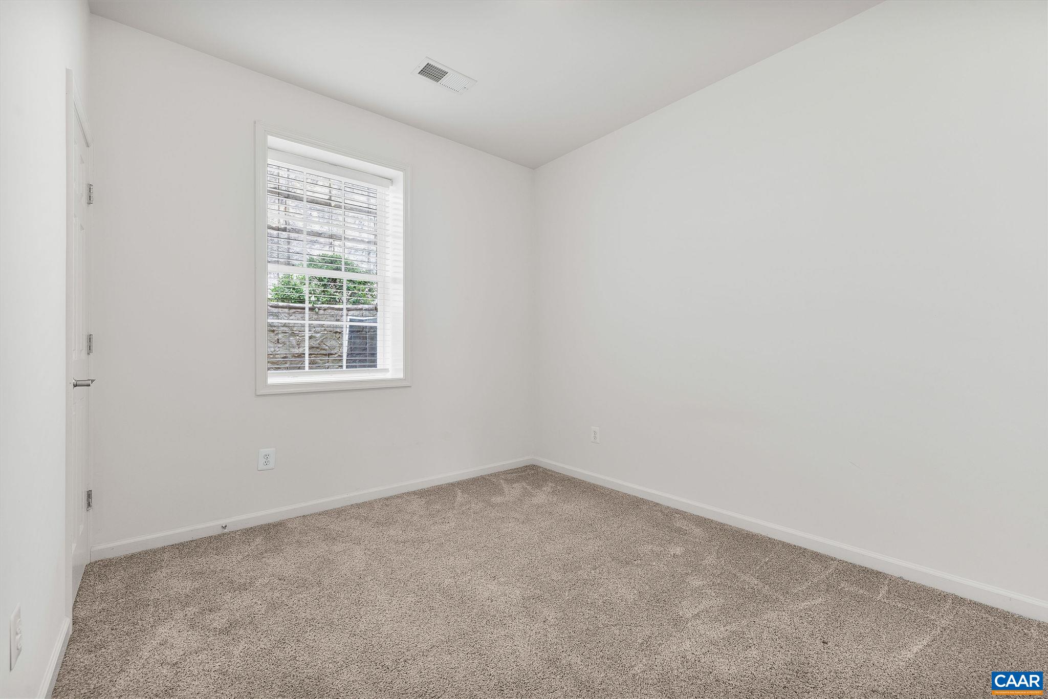 161 BROOKWOOD DR