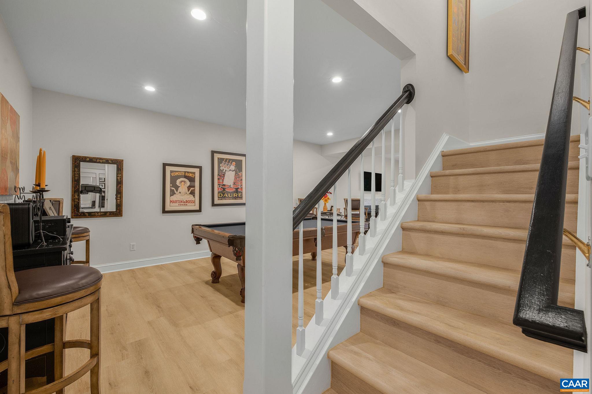 3664 PERTHSHIRE CT