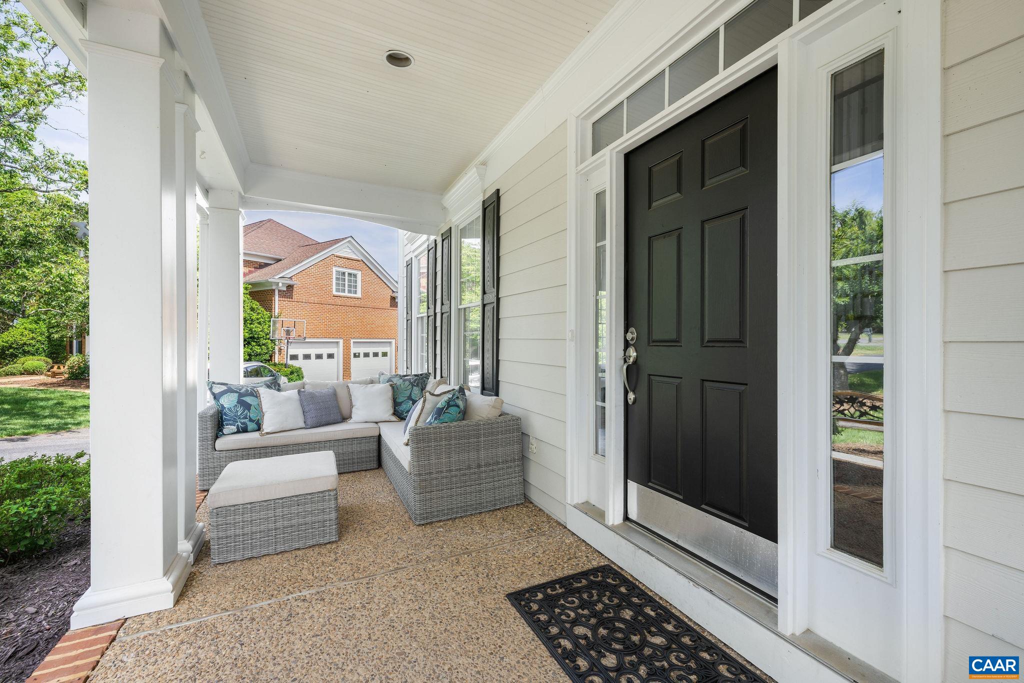 3664 PERTHSHIRE CT