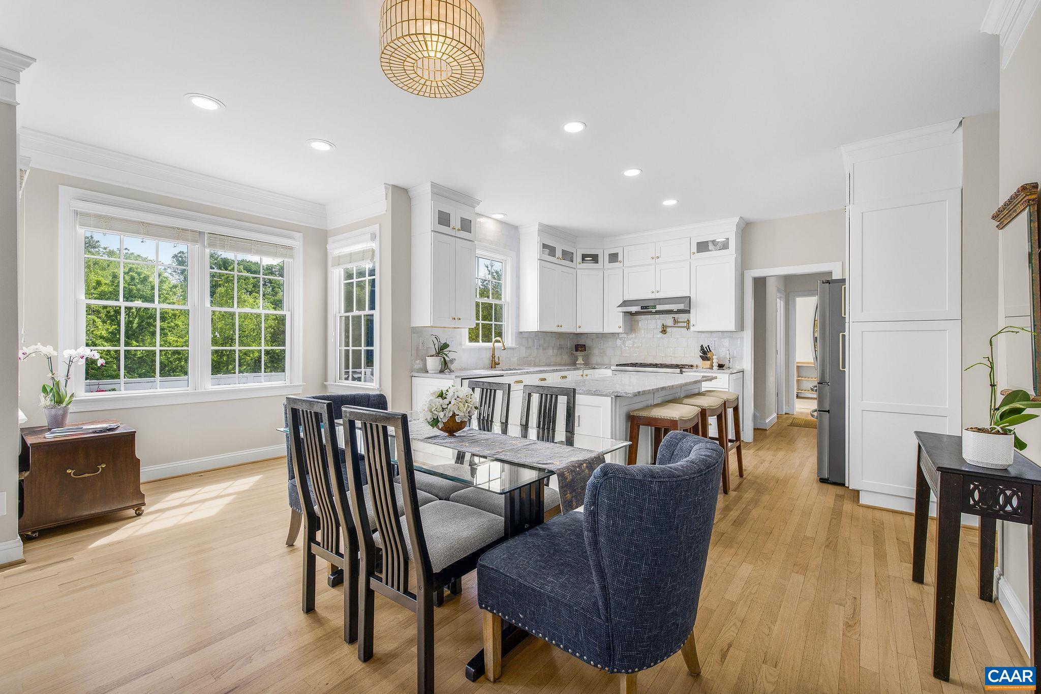 3664 PERTHSHIRE CT