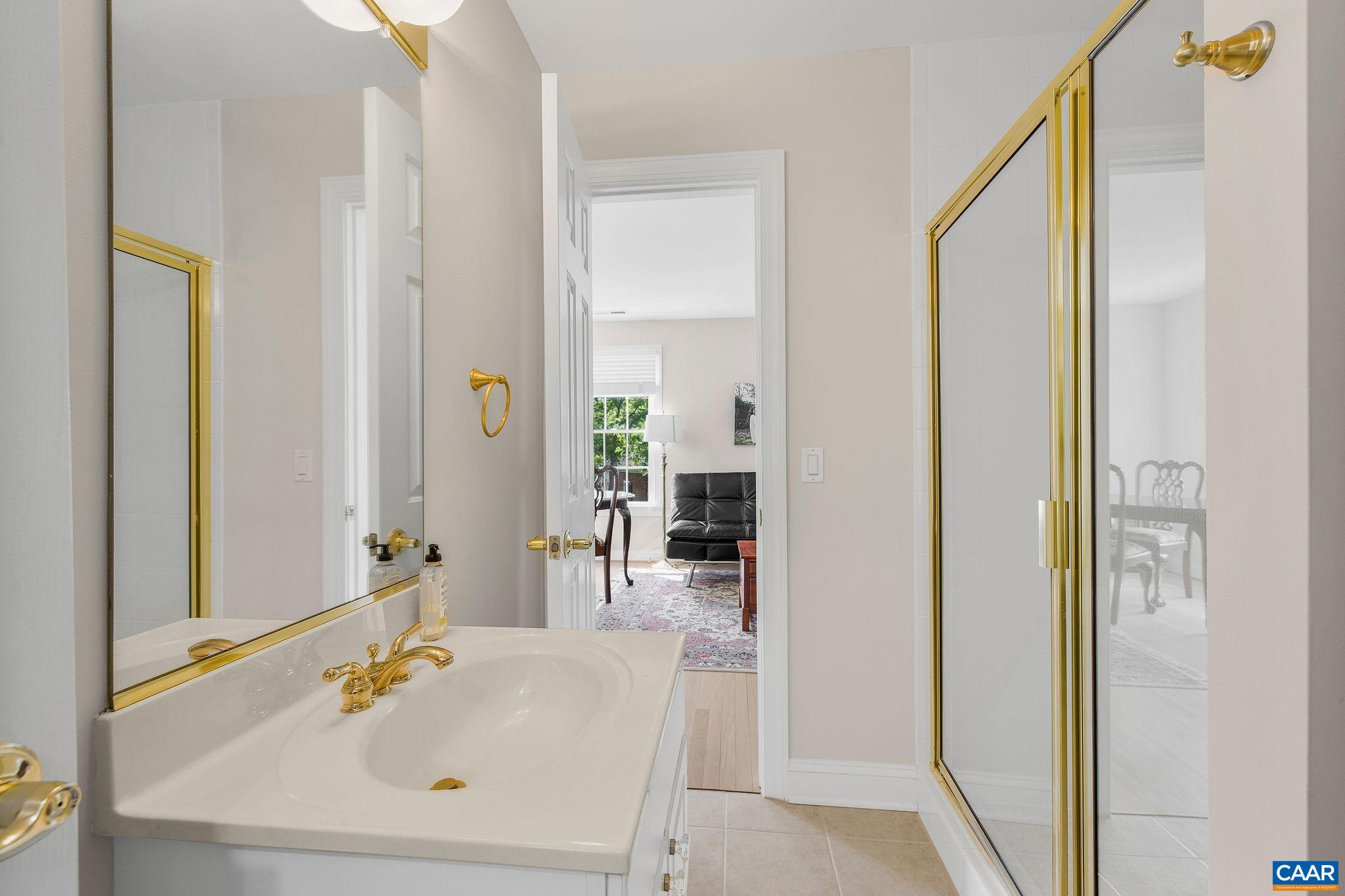 3664 PERTHSHIRE CT