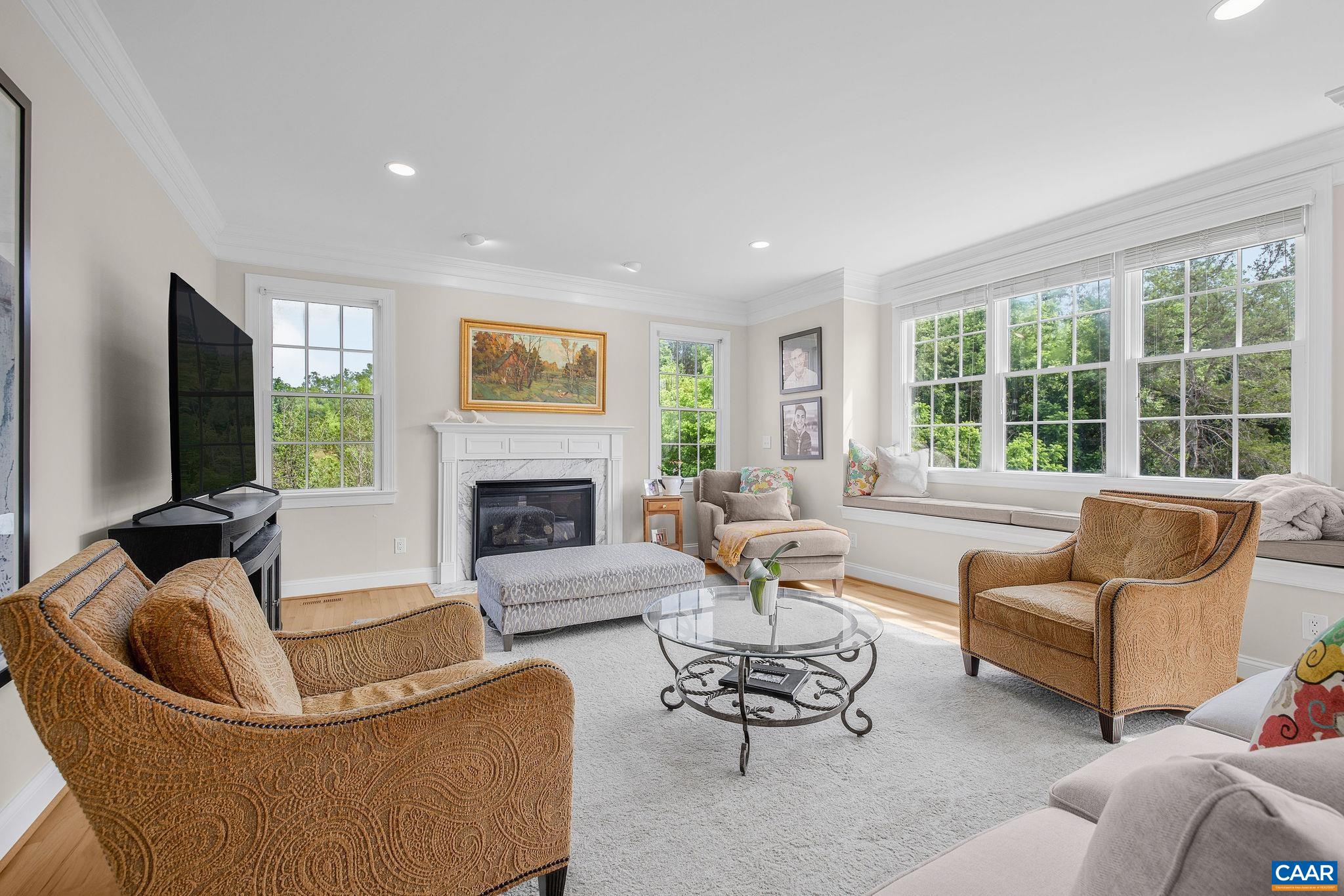 3664 PERTHSHIRE CT