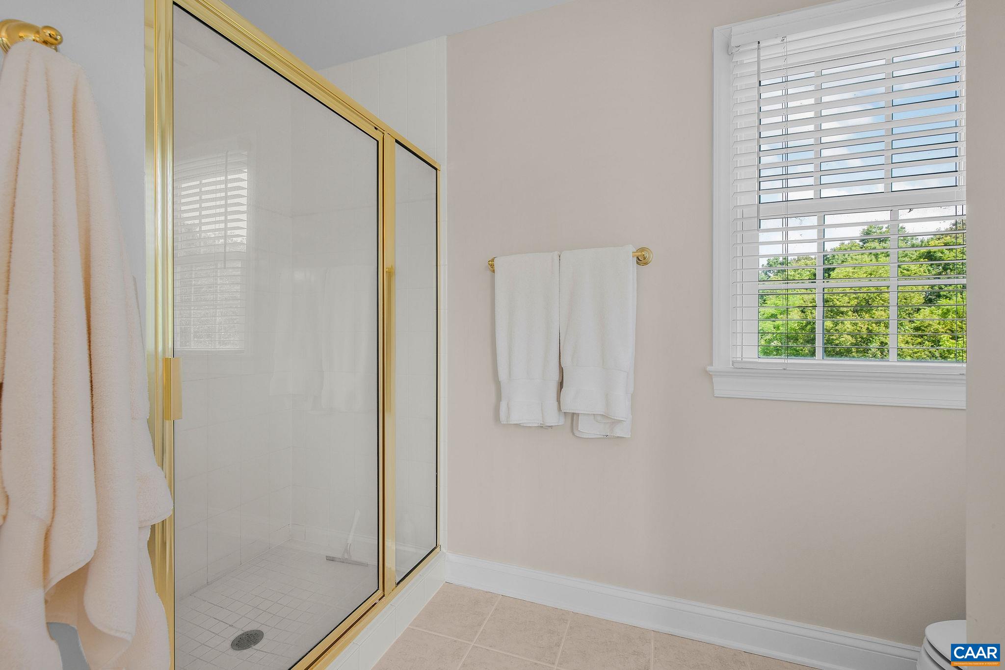 3664 PERTHSHIRE CT