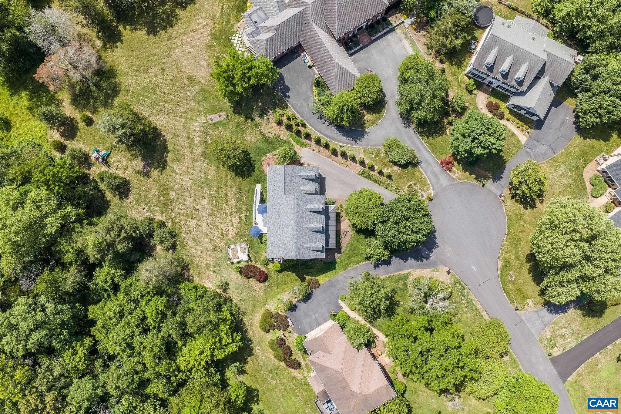 3664 PERTHSHIRE CT