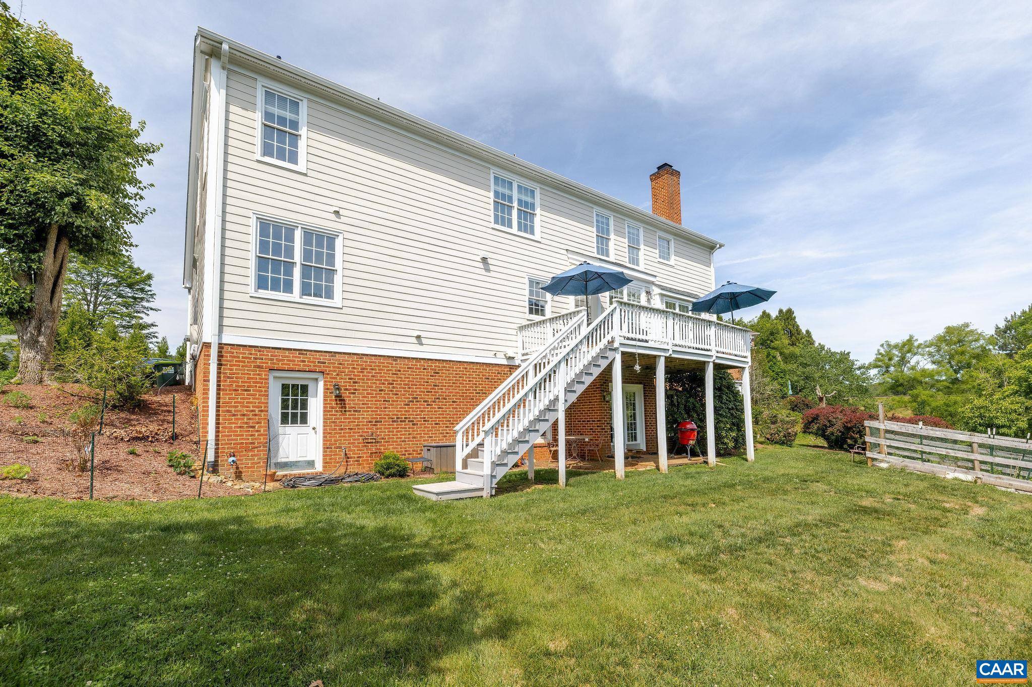 3664 PERTHSHIRE CT