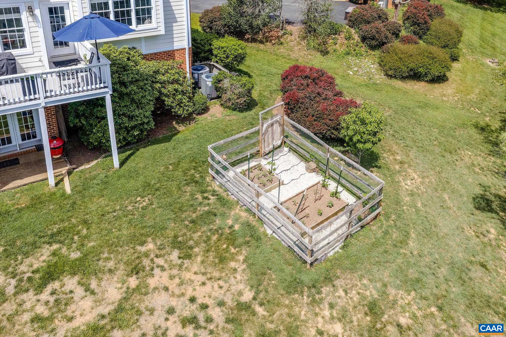 3664 PERTHSHIRE CT
