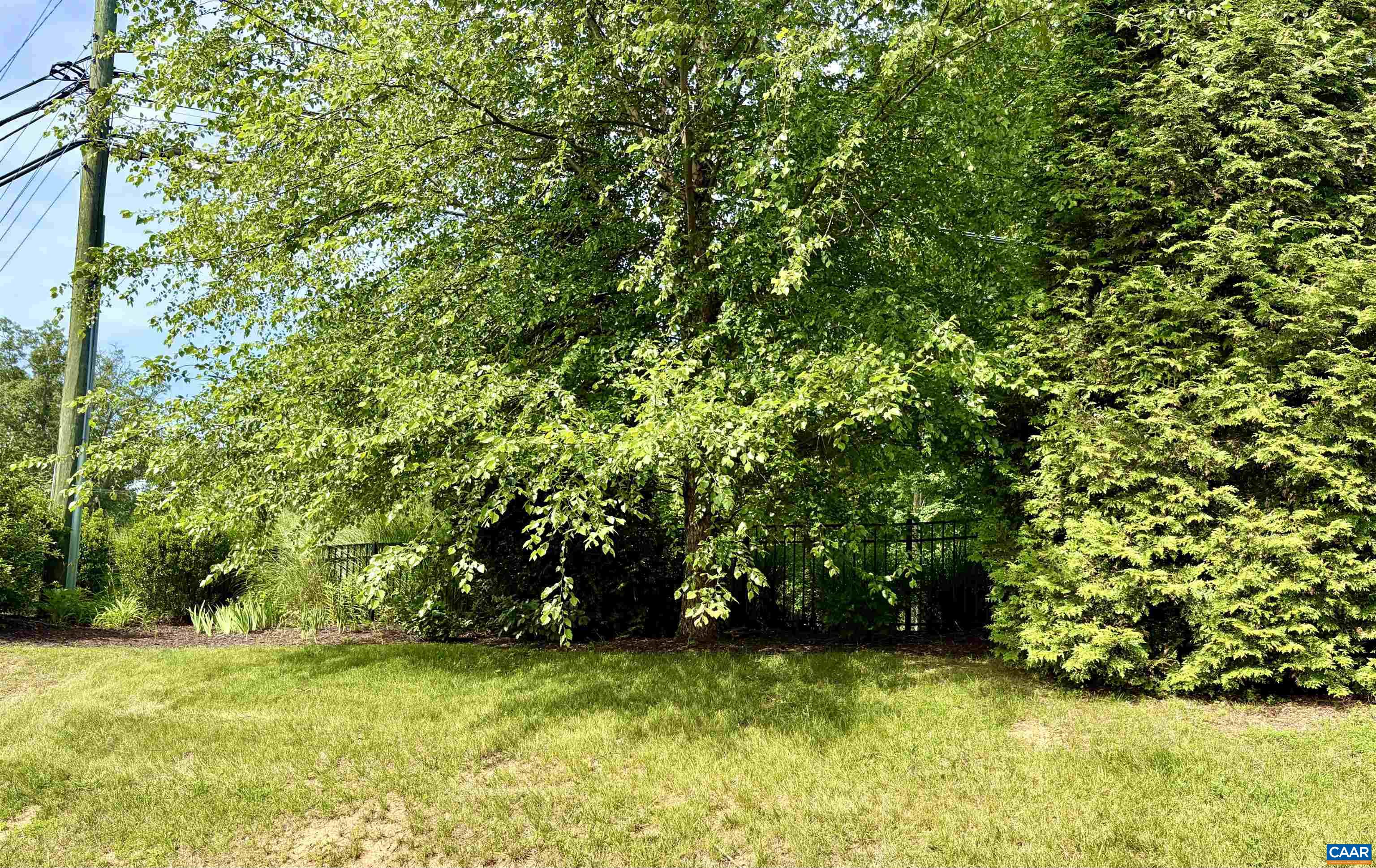 1567 SAWGRASS CT