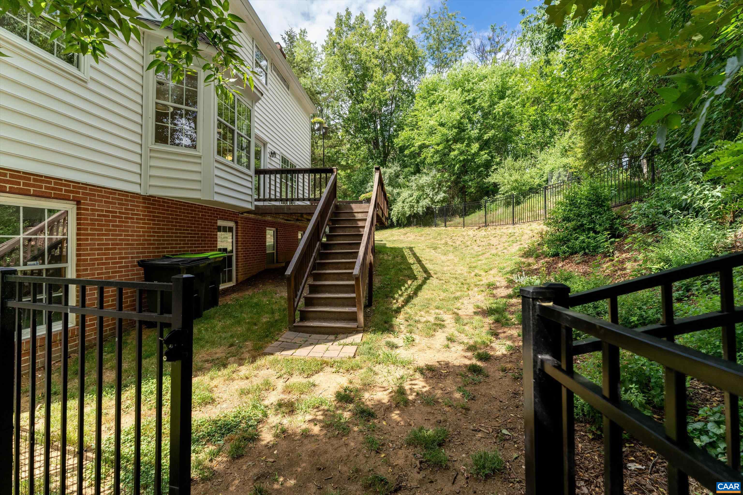 1641 BRIGHTFIELD PL