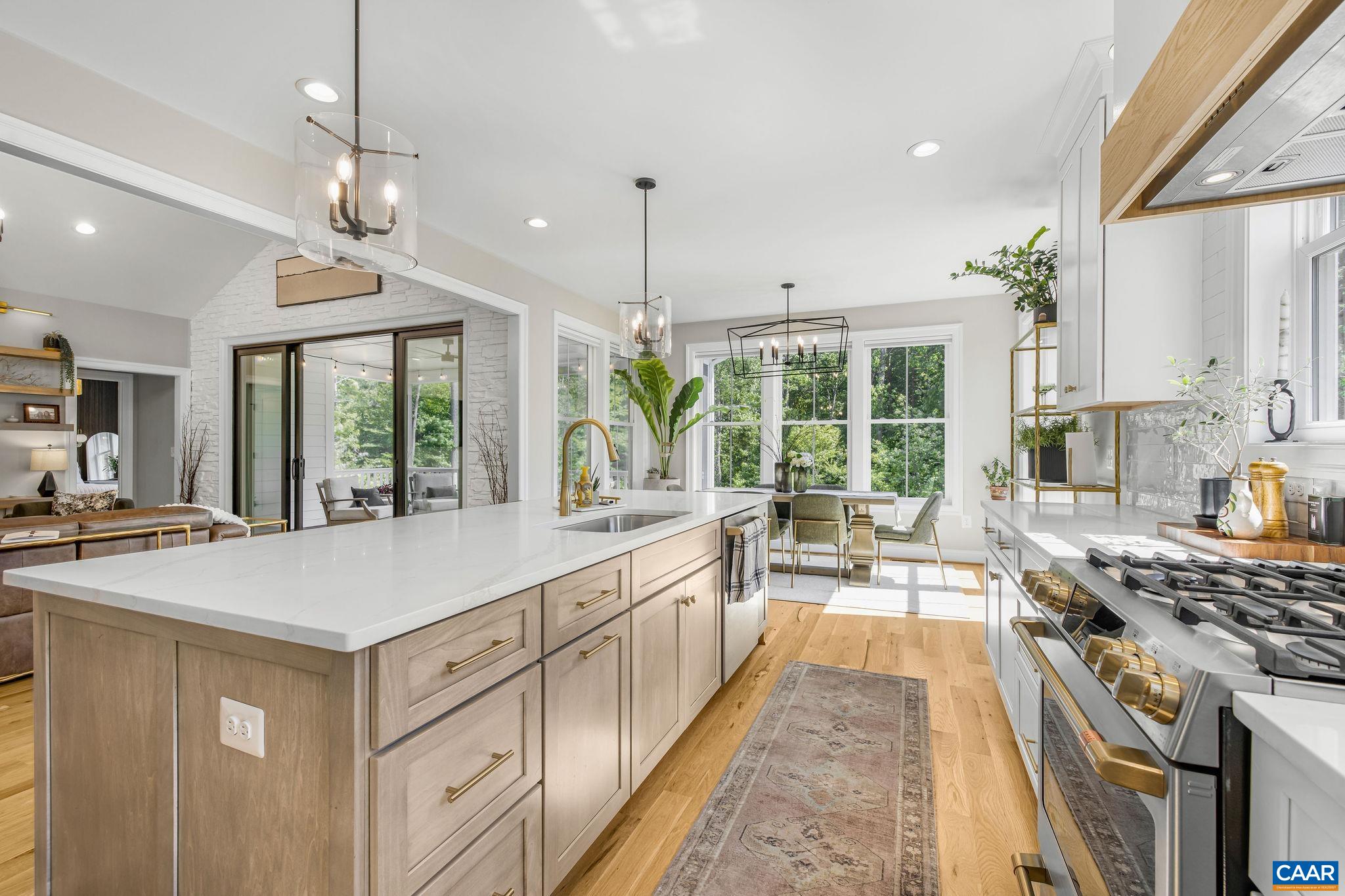 116 APPLEWOOD DR