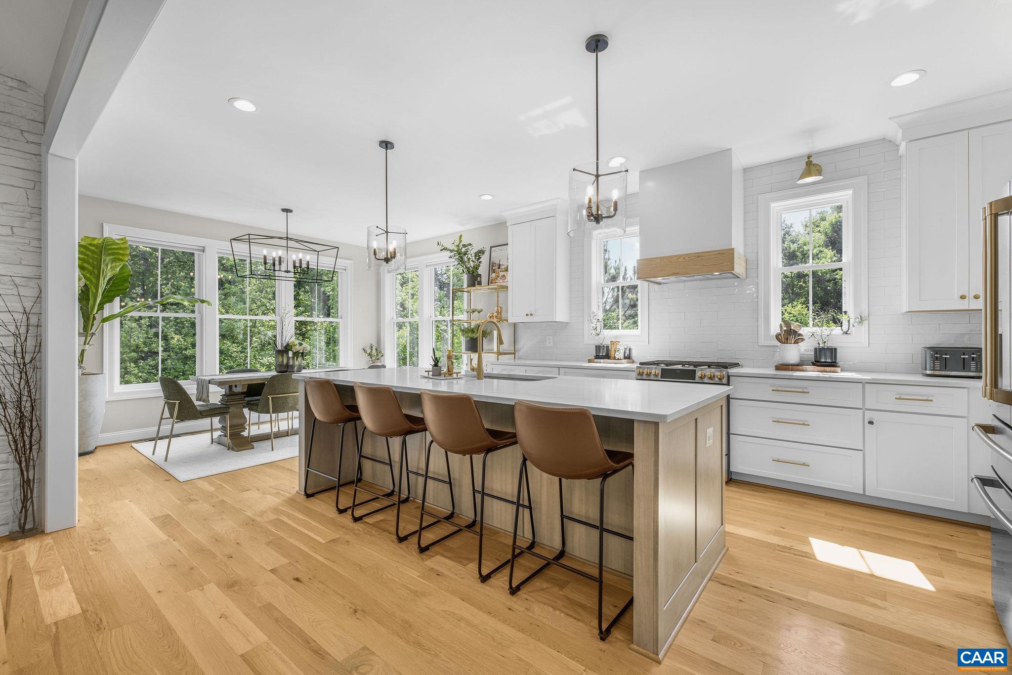 116 APPLEWOOD DR