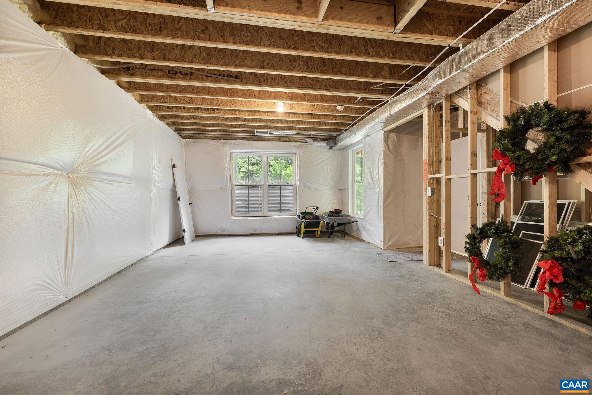 116 APPLEWOOD DR