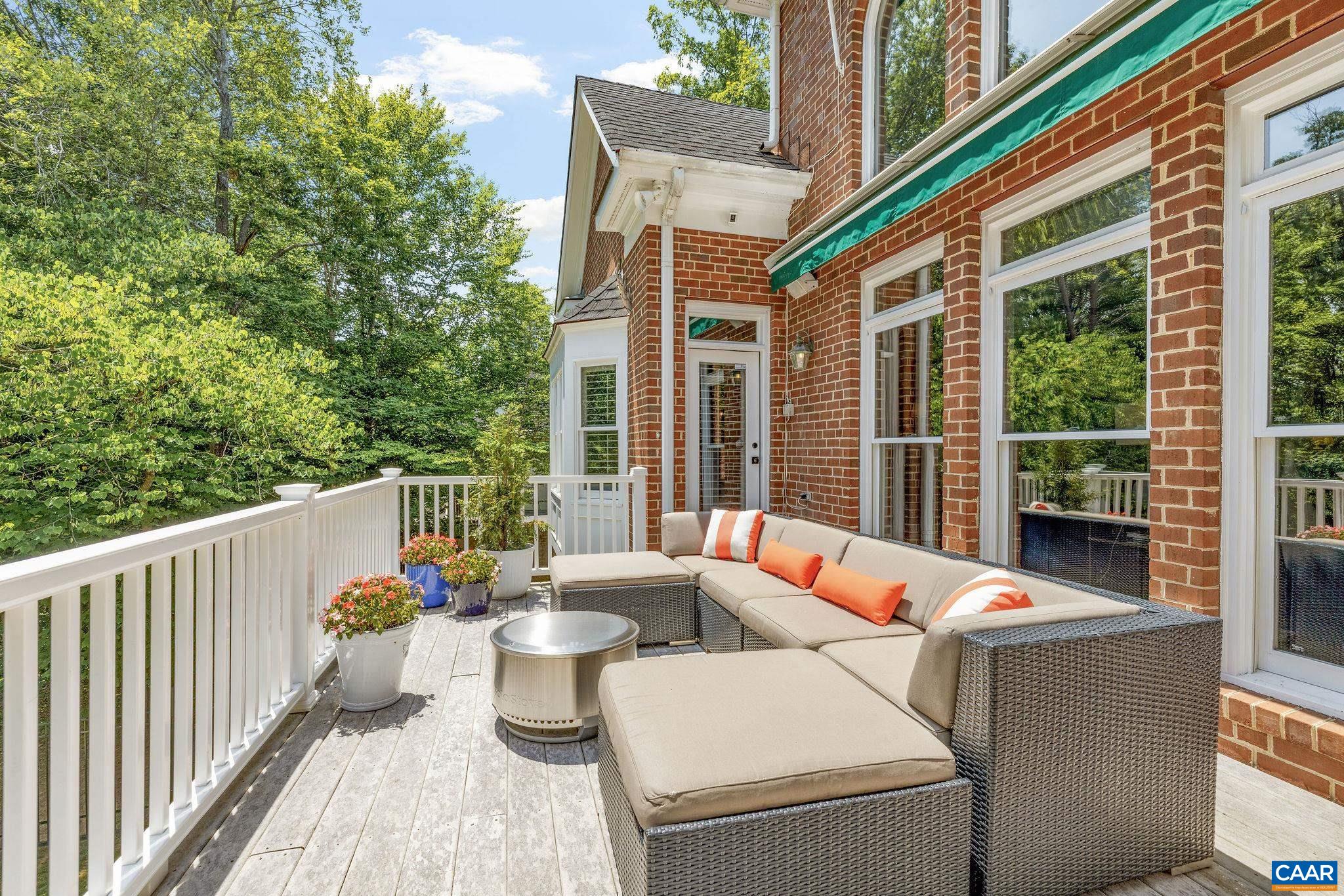 2108 PIPER WAY
