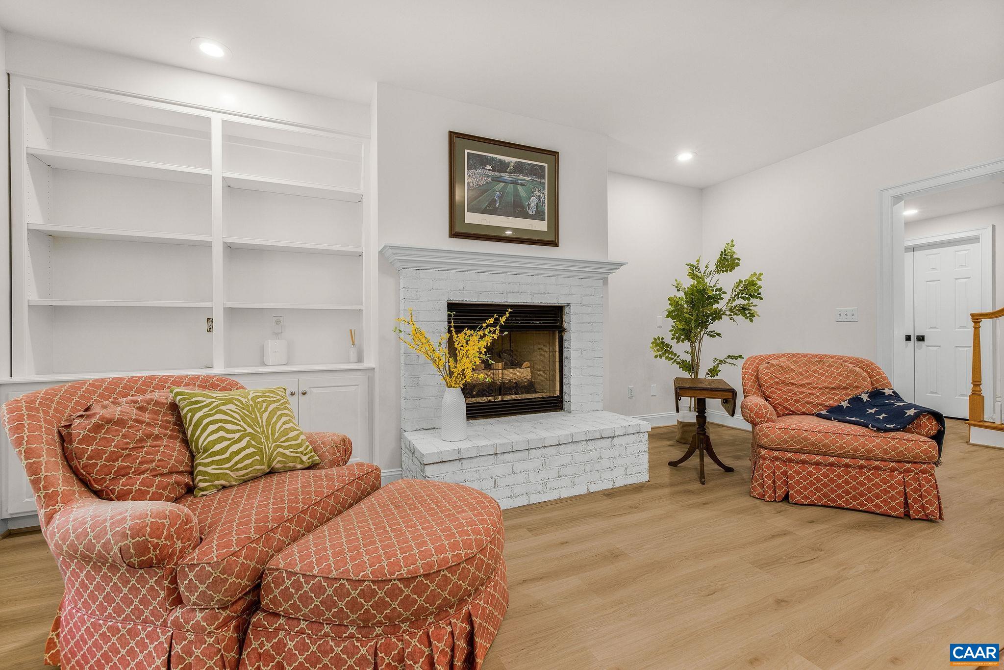 2108 PIPER WAY