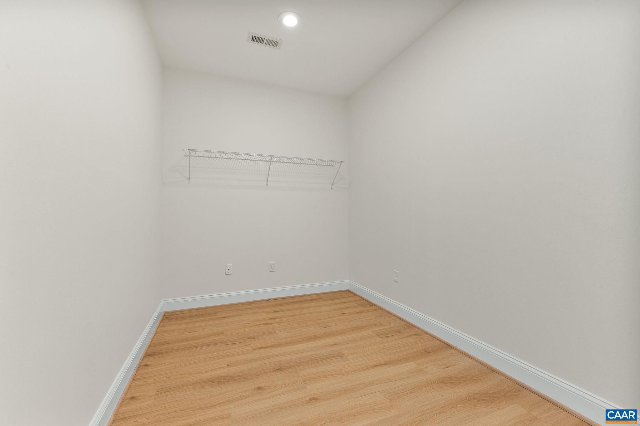 2108 PIPER WAY