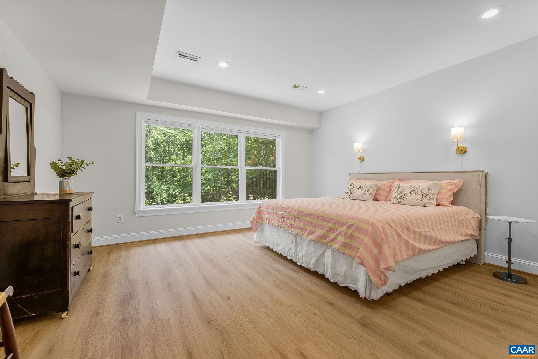 2108 PIPER WAY