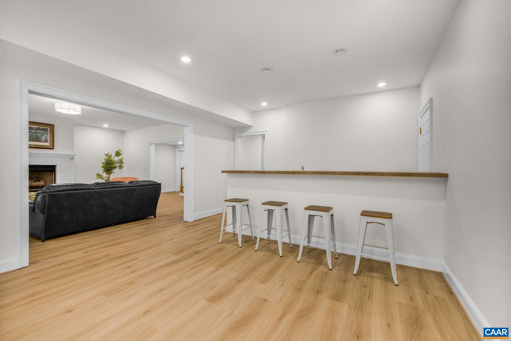 2108 PIPER WAY