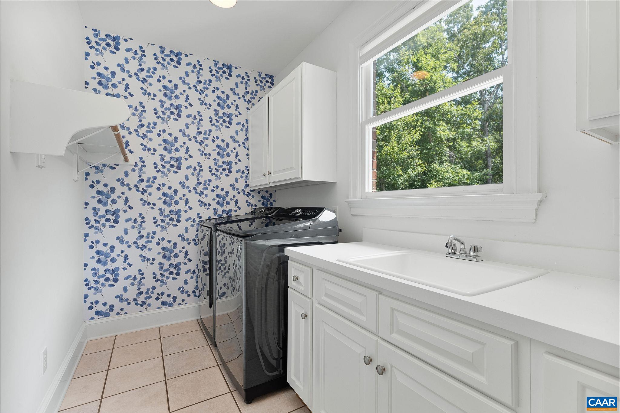 2108 PIPER WAY