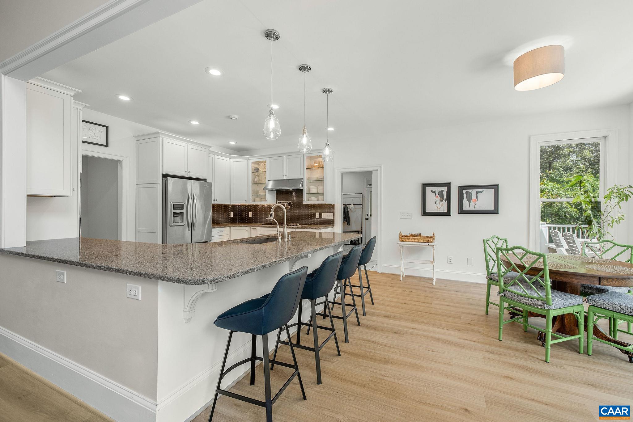 2108 PIPER WAY