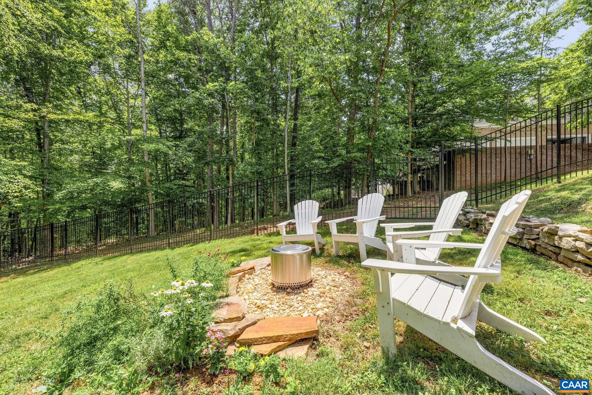 2108 PIPER WAY