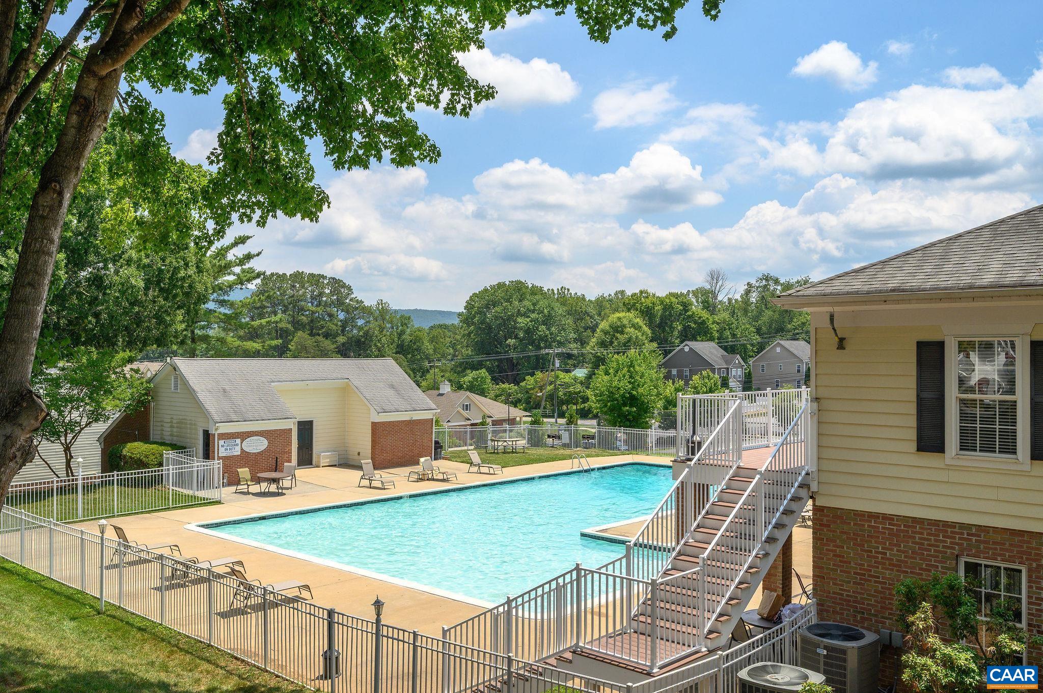 1211 VILLA LN Unit: E