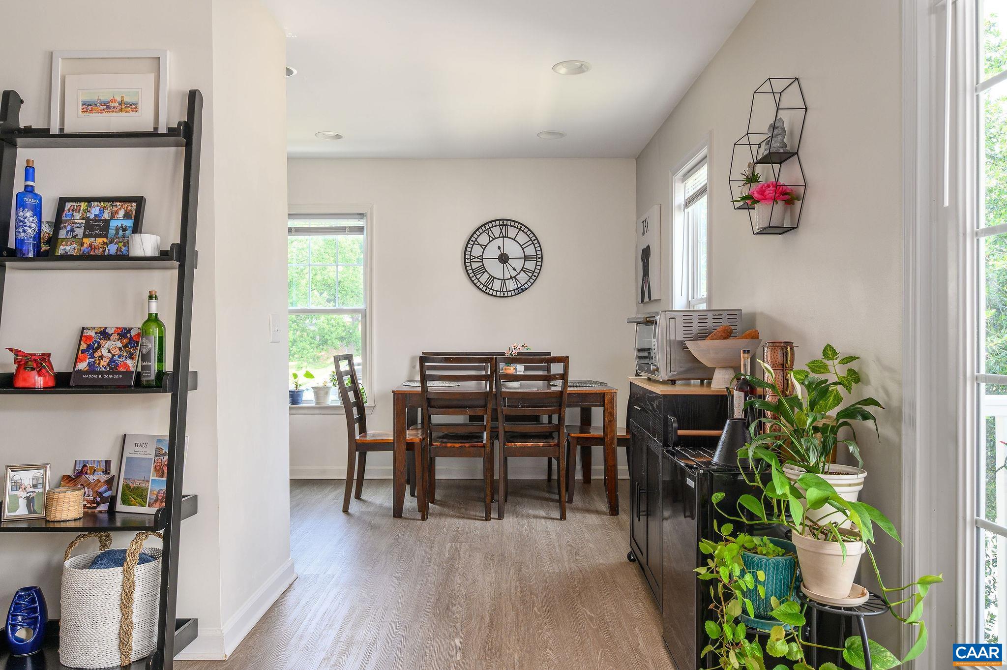 1211 VILLA LN Unit: E