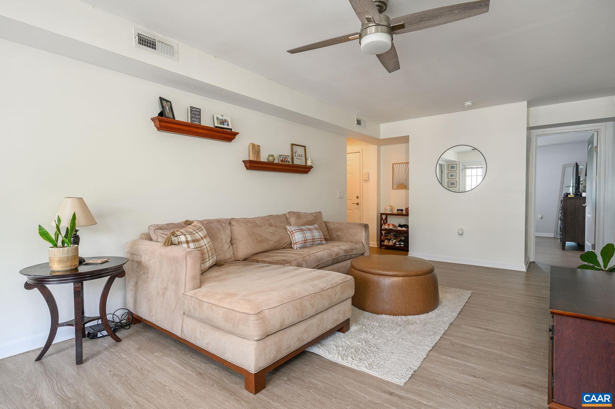 1211 VILLA LN Unit: E