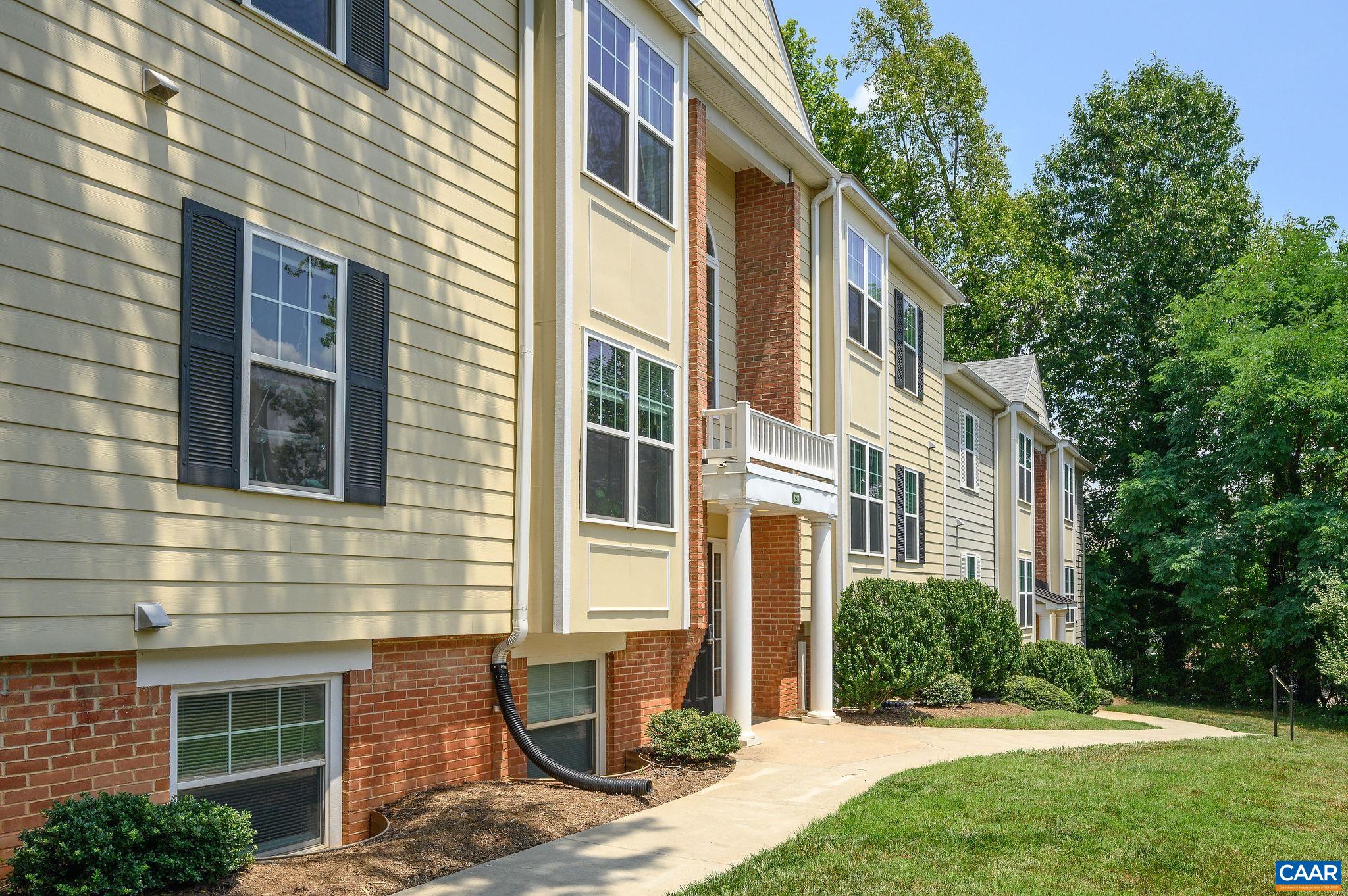 1211 VILLA LN Unit: E