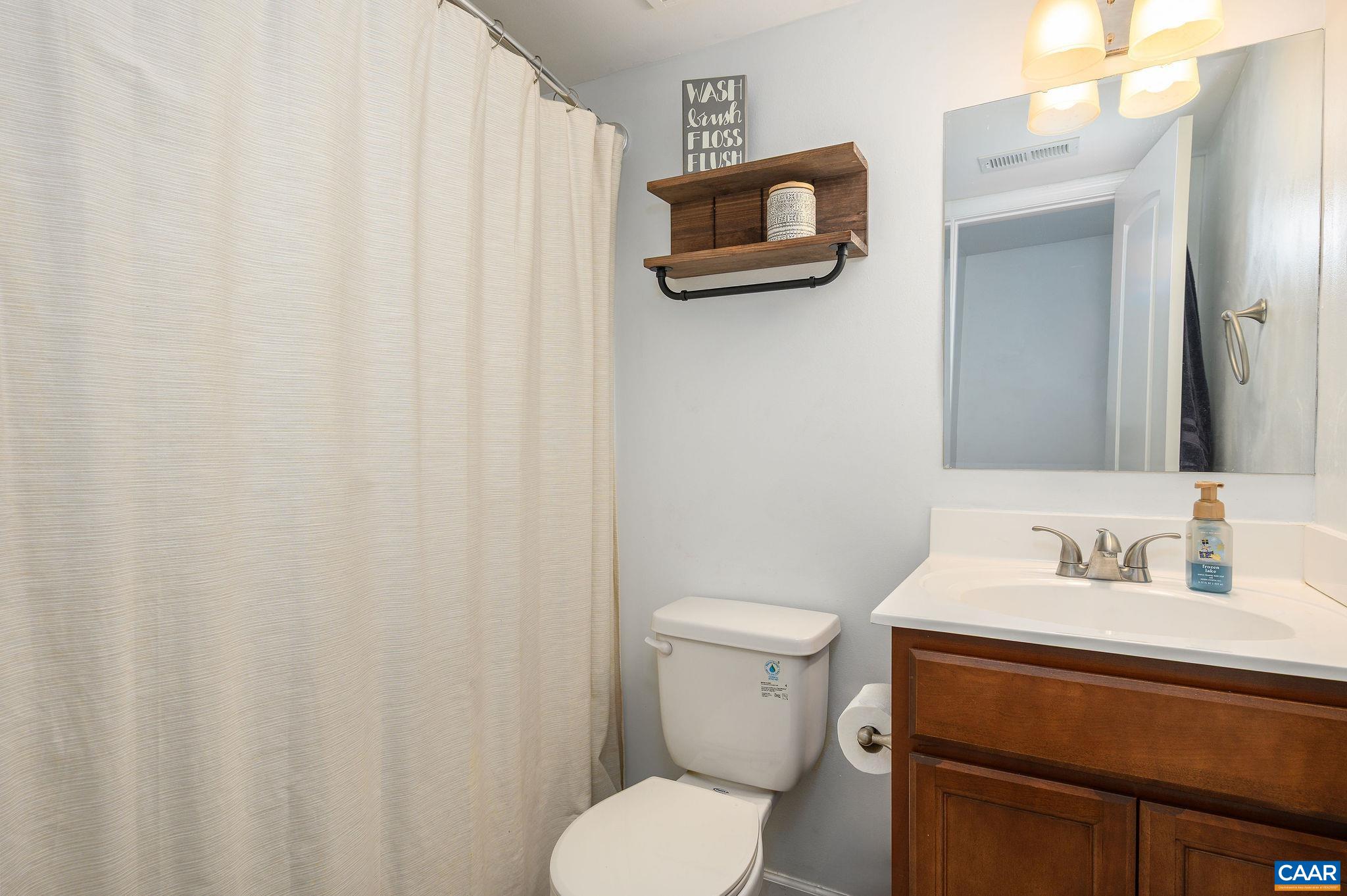 1211 VILLA LN Unit: E