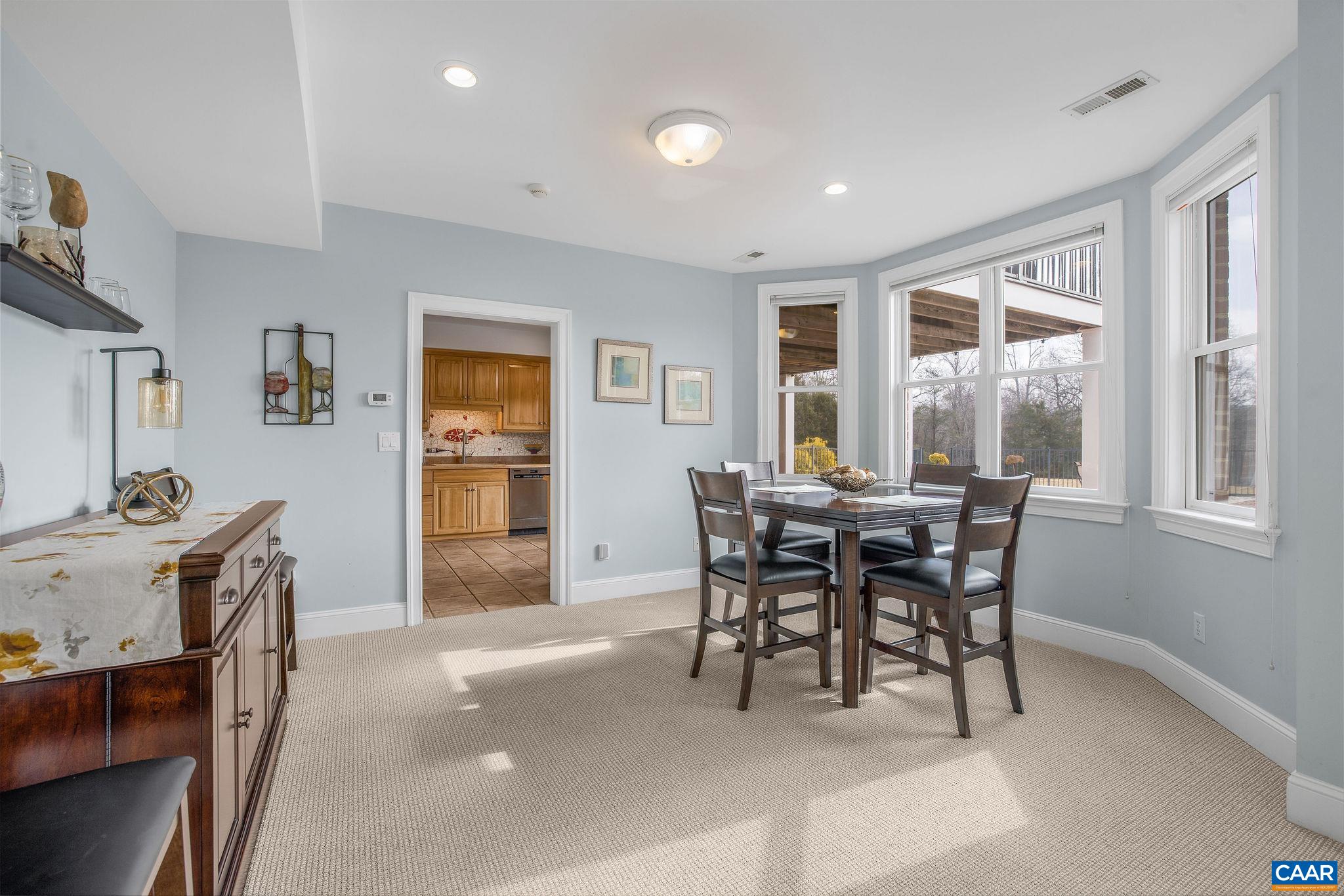 4110 REDWOOD LN