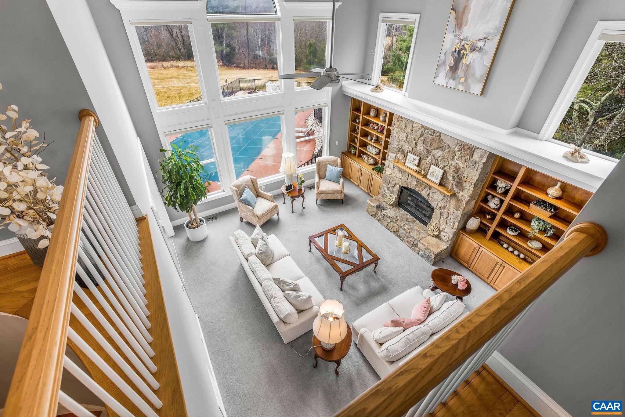 4110 REDWOOD LN