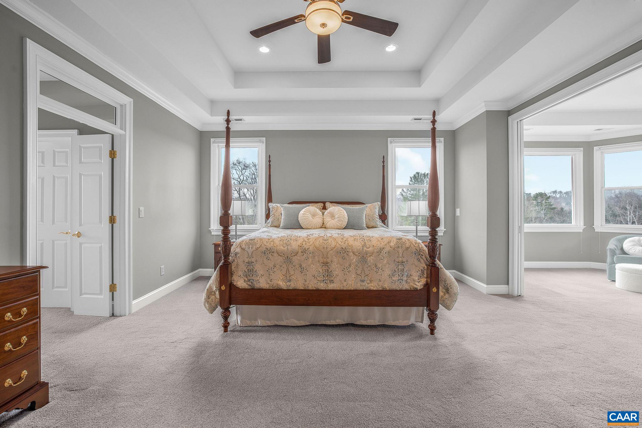 4110 REDWOOD LN