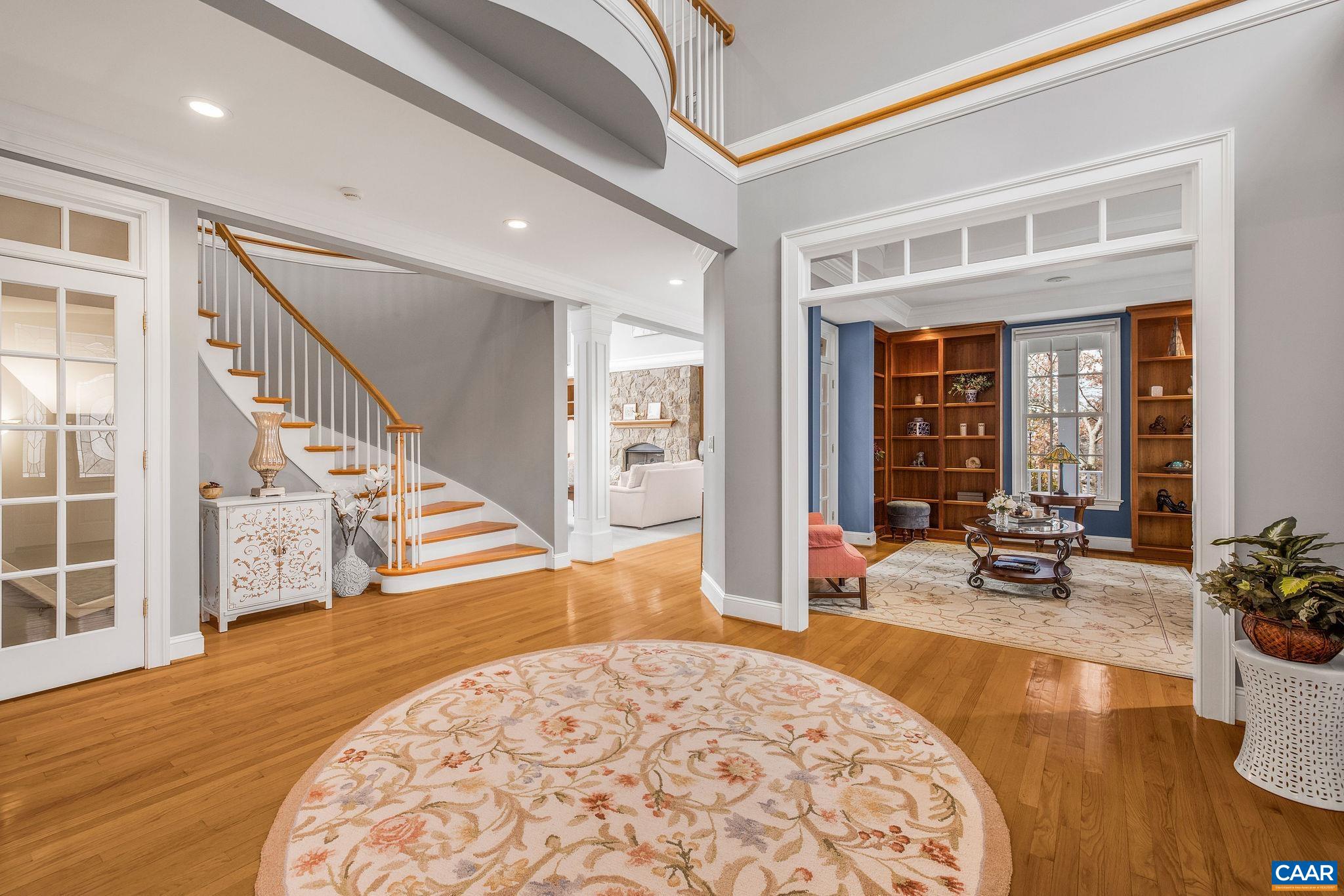 4110 REDWOOD LN
