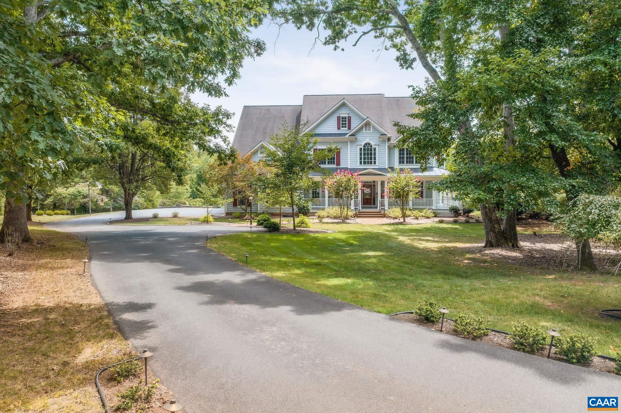 4110 REDWOOD LN