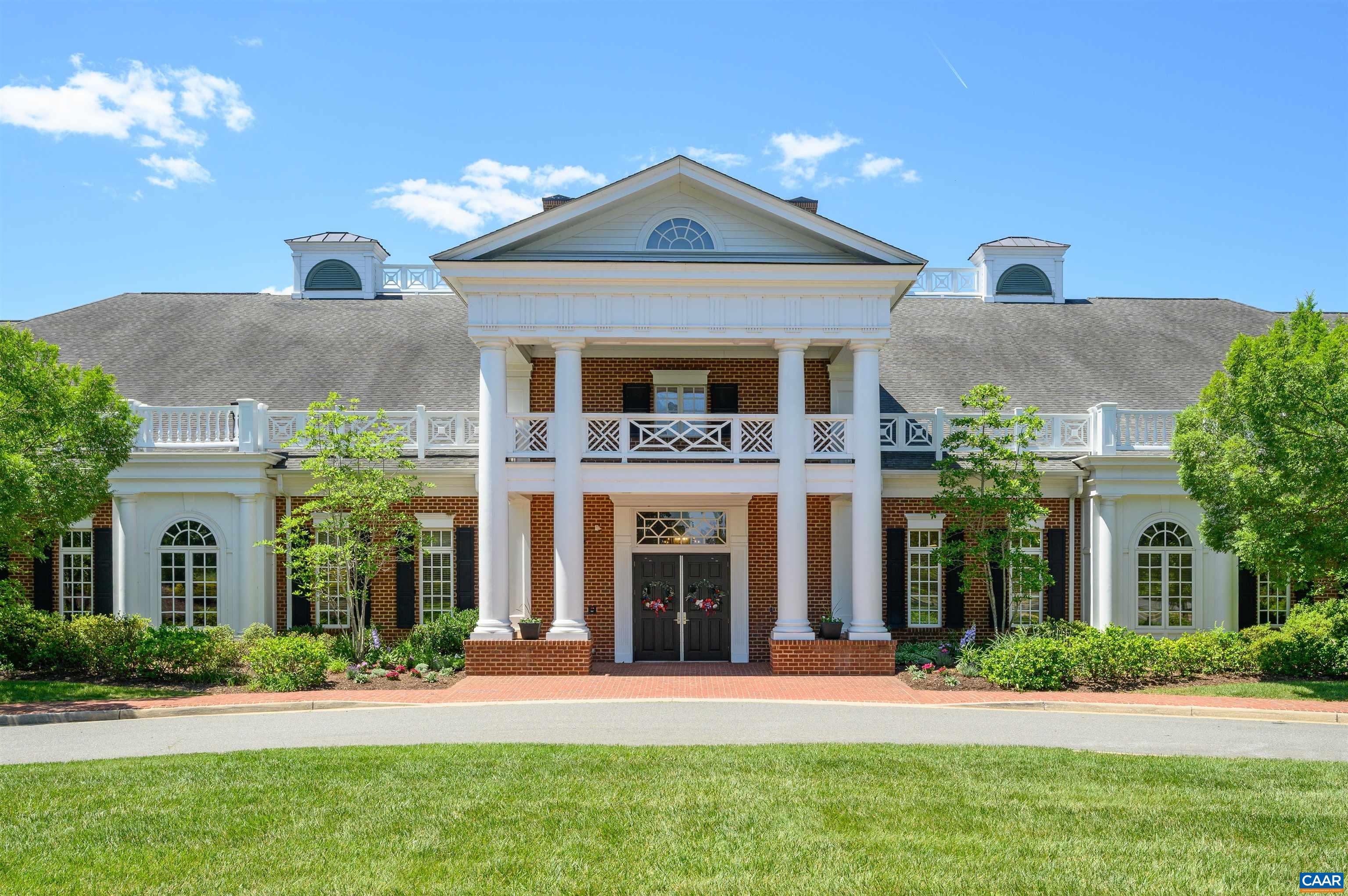 774 FOUR SEASONS DR