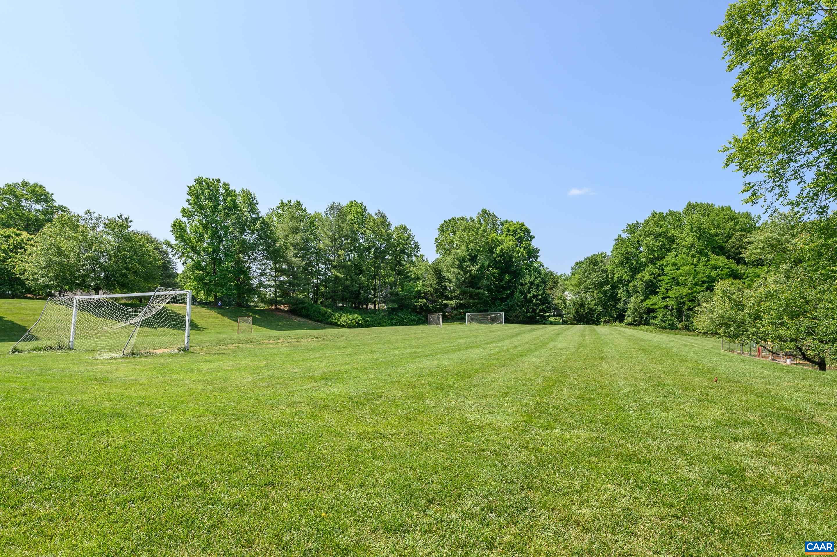 3365 TURNBERRY CIR