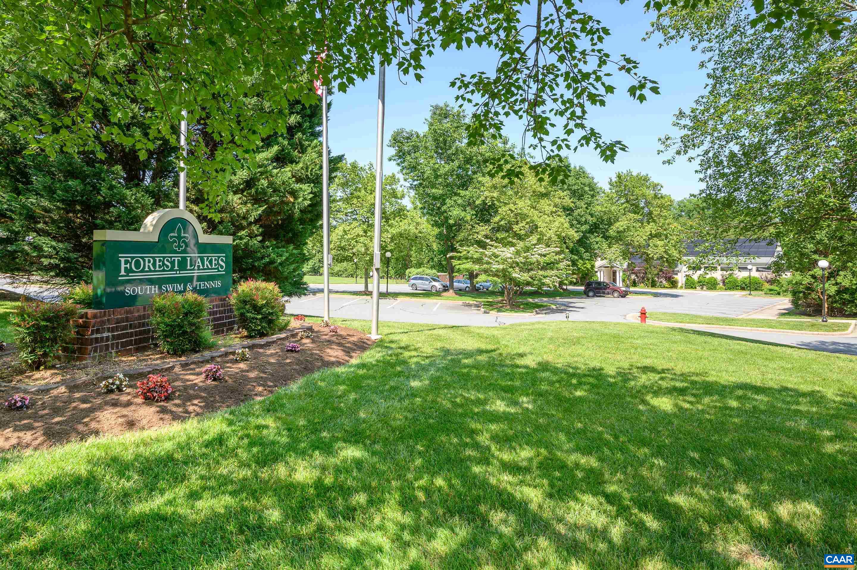 3365 TURNBERRY CIR