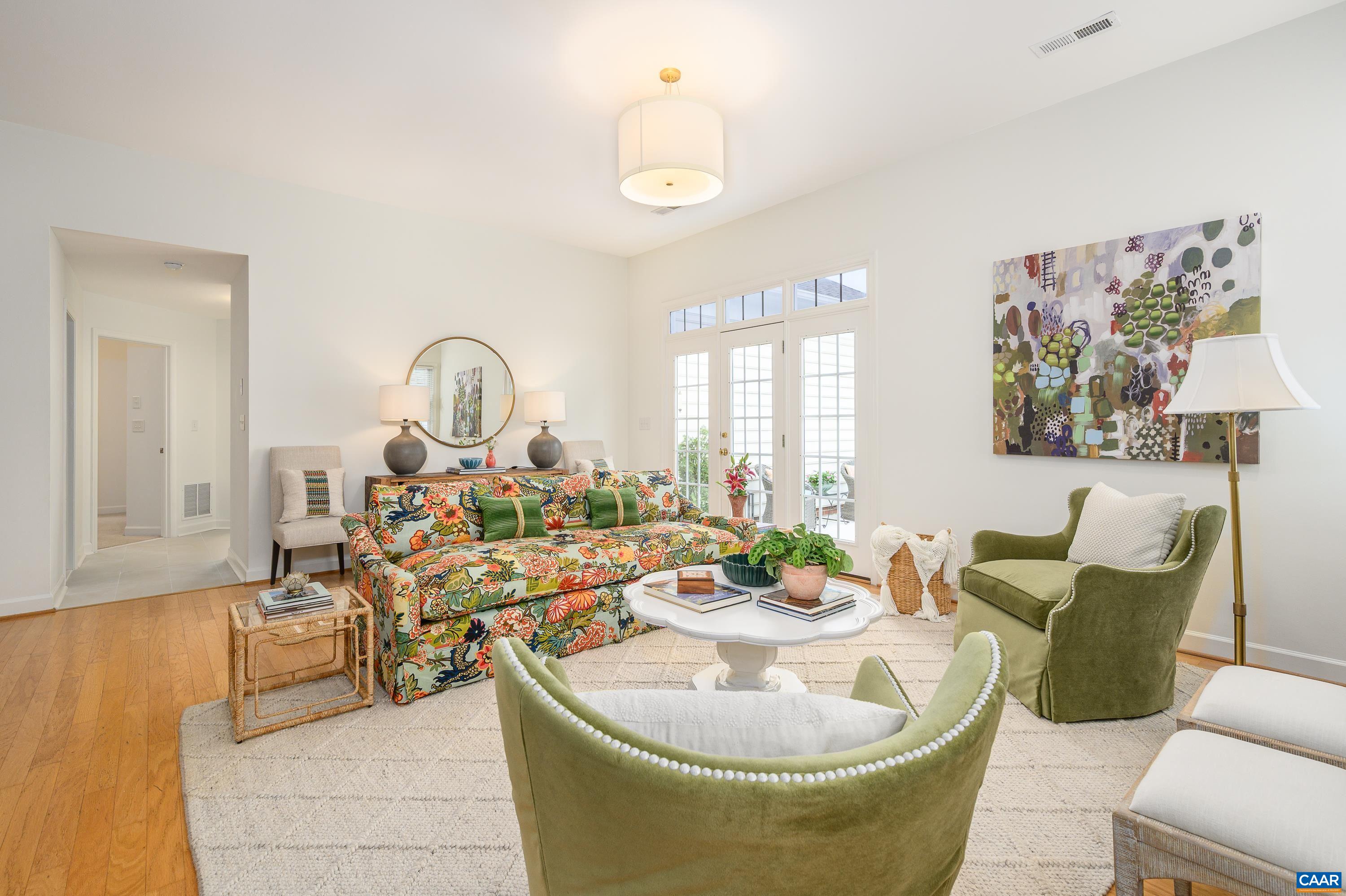 3365 TURNBERRY CIR