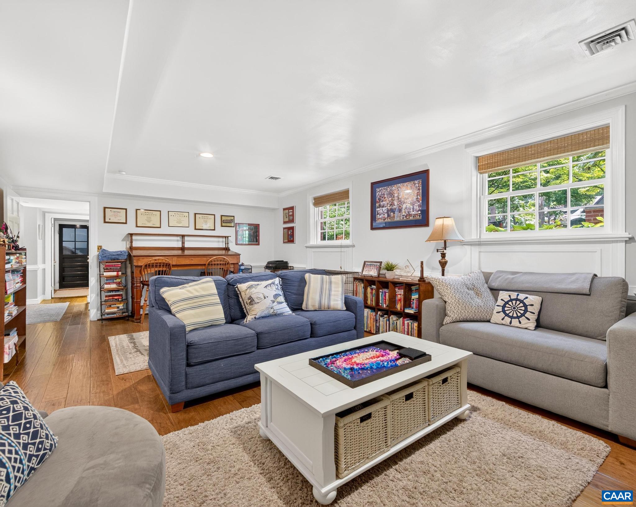 860 FLORDON DR