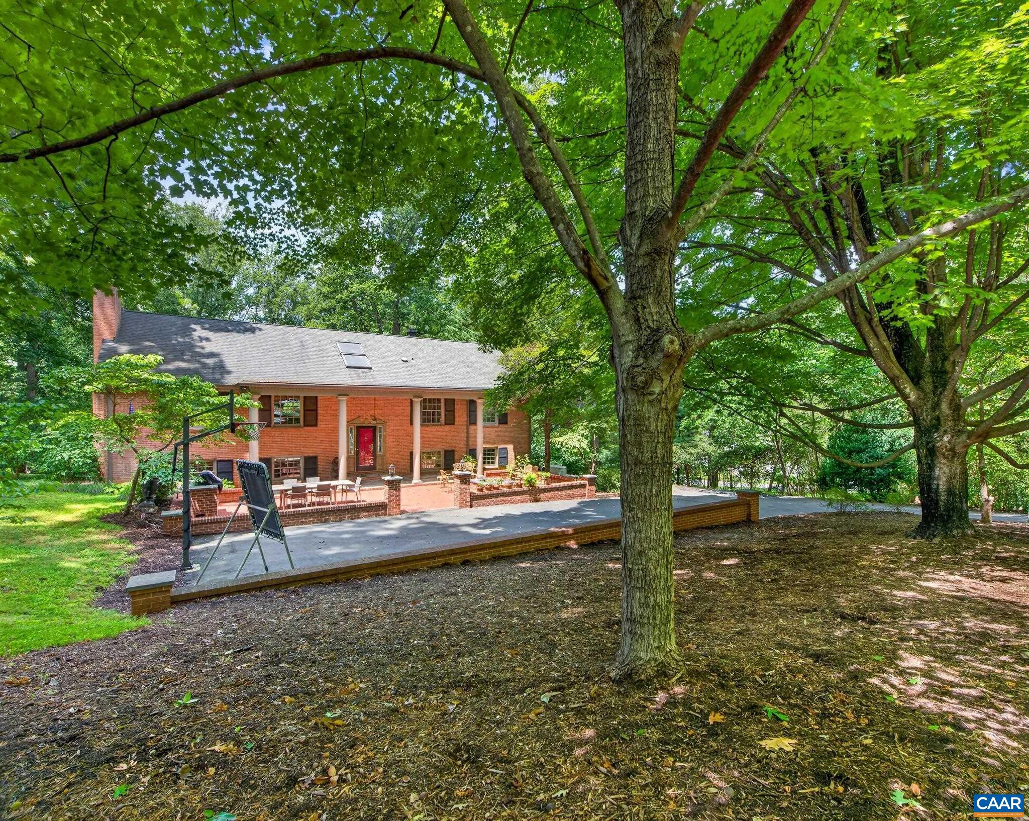 860 FLORDON DR