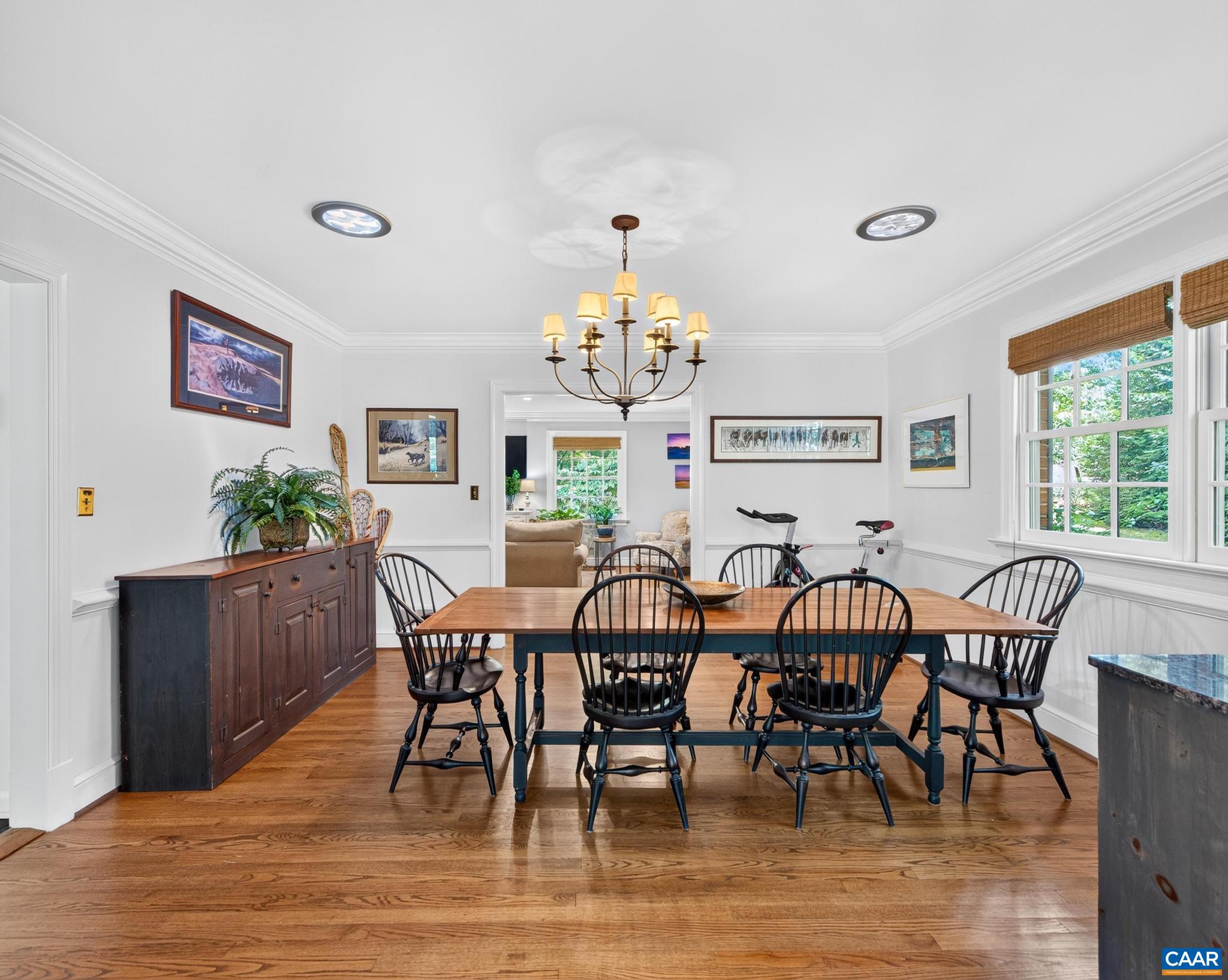 860 FLORDON DR
