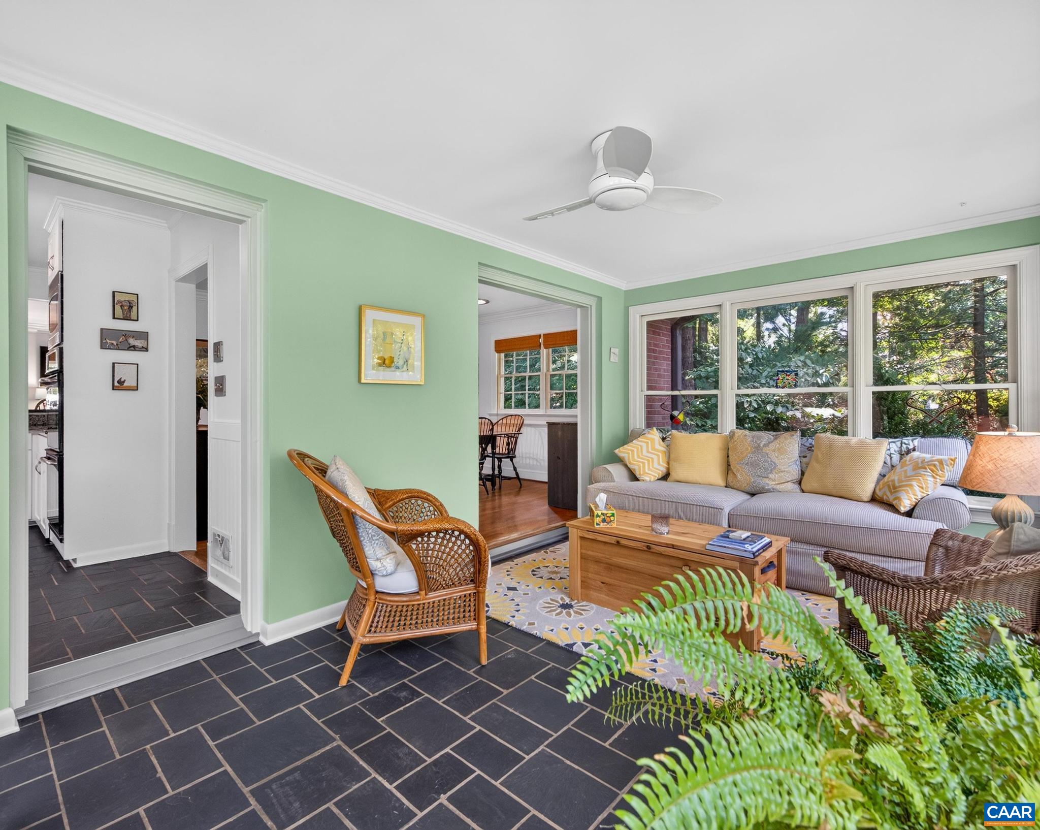 860 FLORDON DR