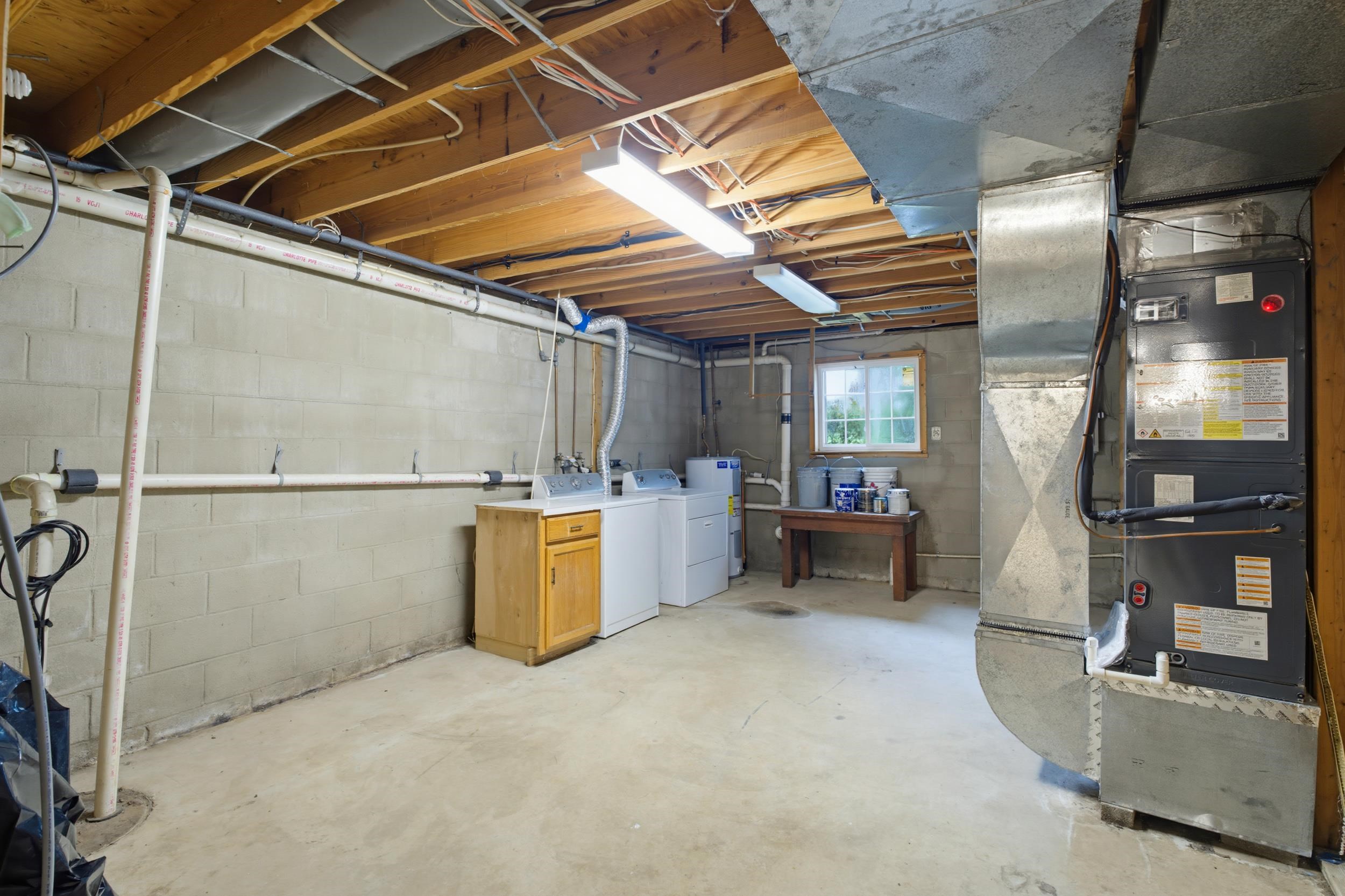 58 SUNSET CIR